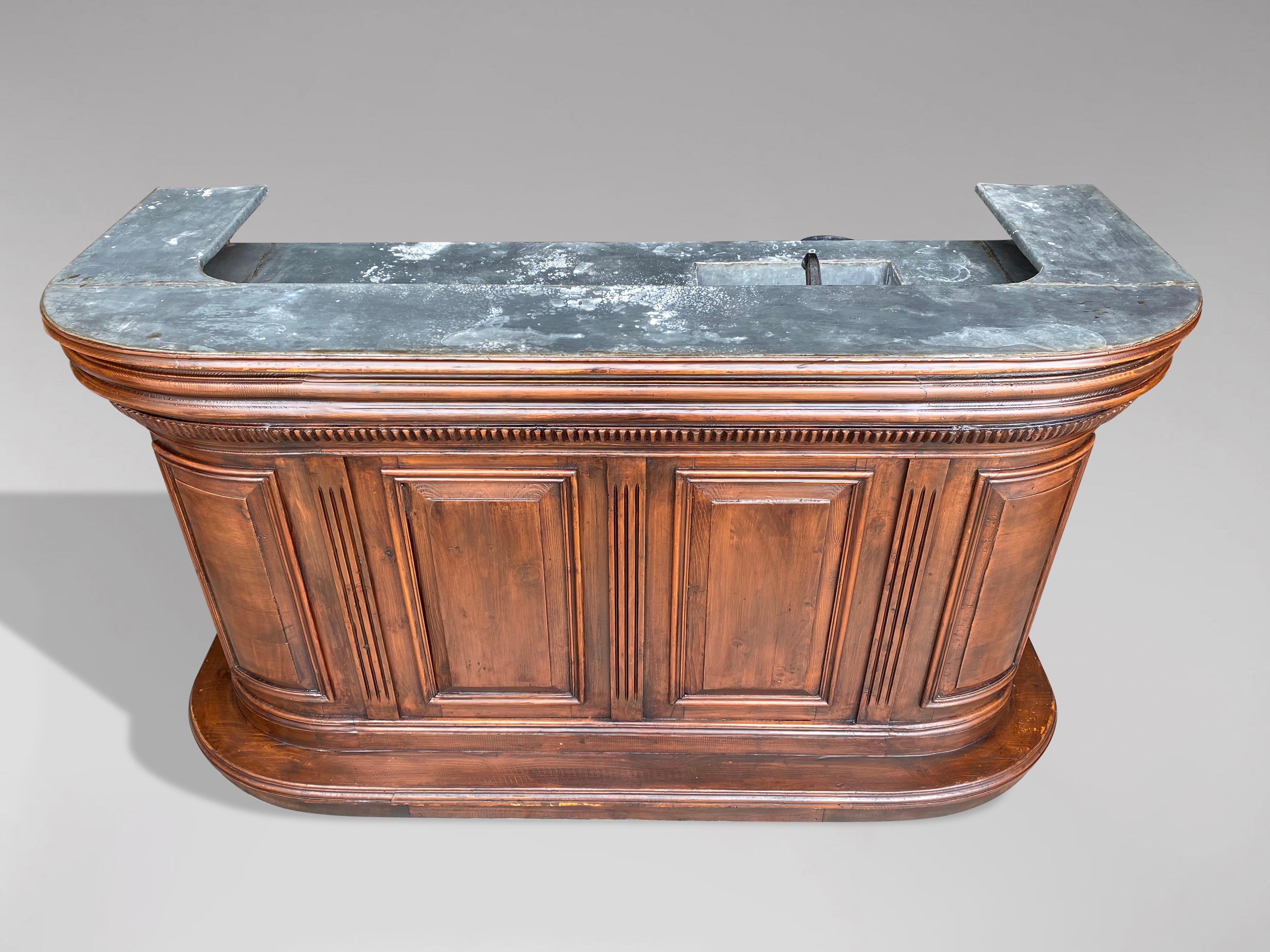 20th Century French Bar in Solid Wood with Zinc Top 3