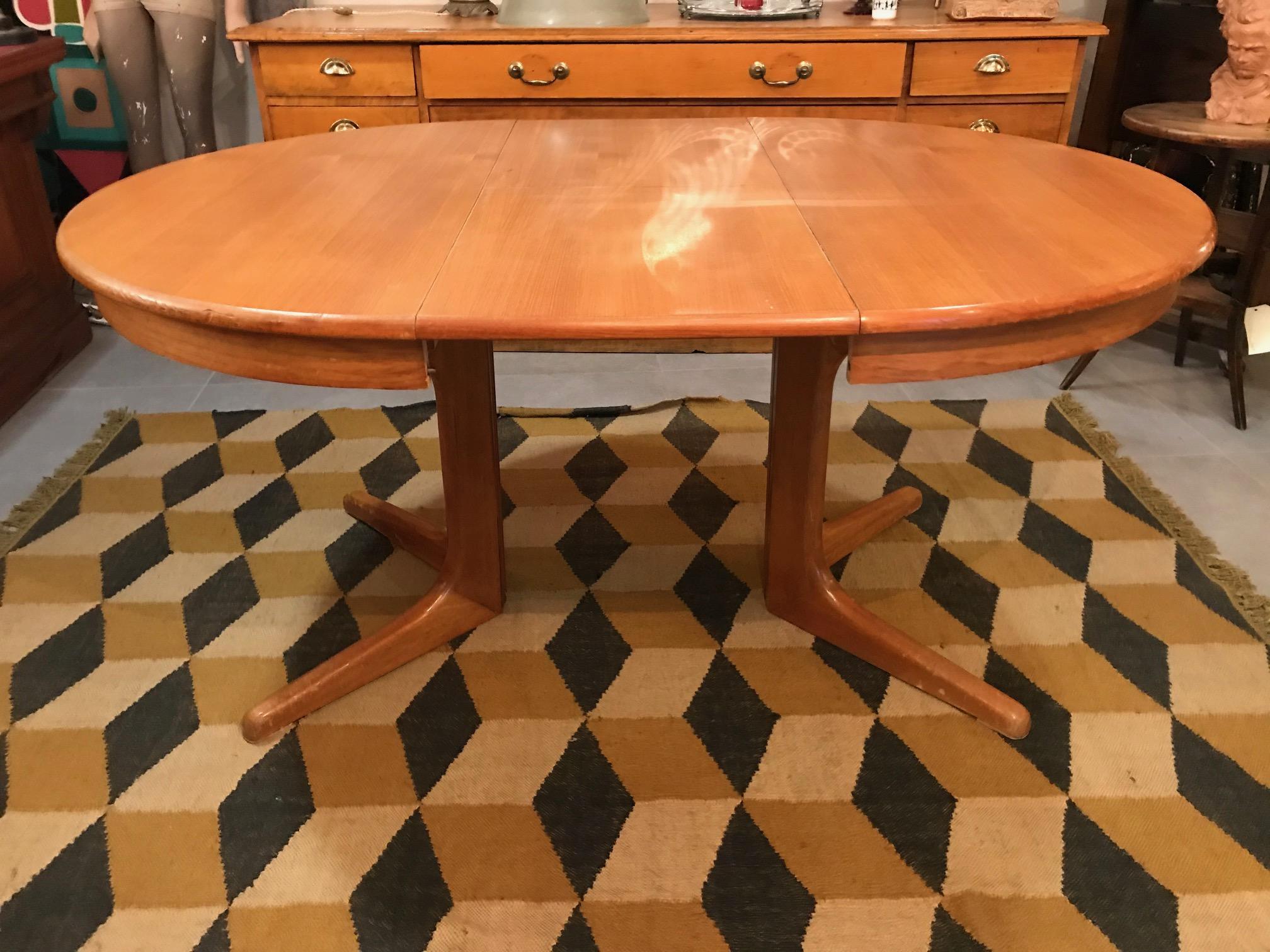 20th Century French Baumann Expandable Table, 1960s 2