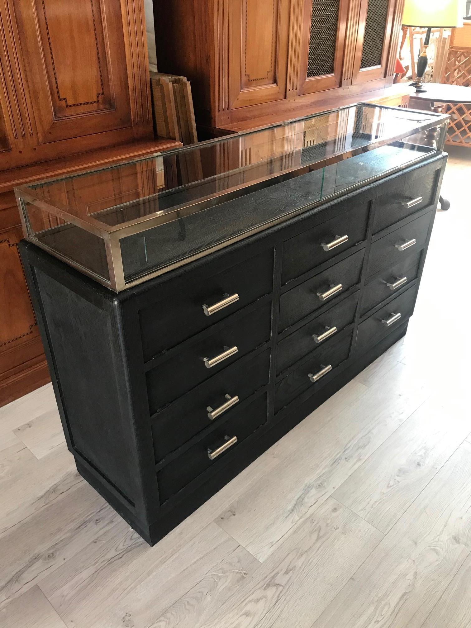 20th Century French Black Painted Chest of Drawer, 1900s In Good Condition In LEGNY, FR