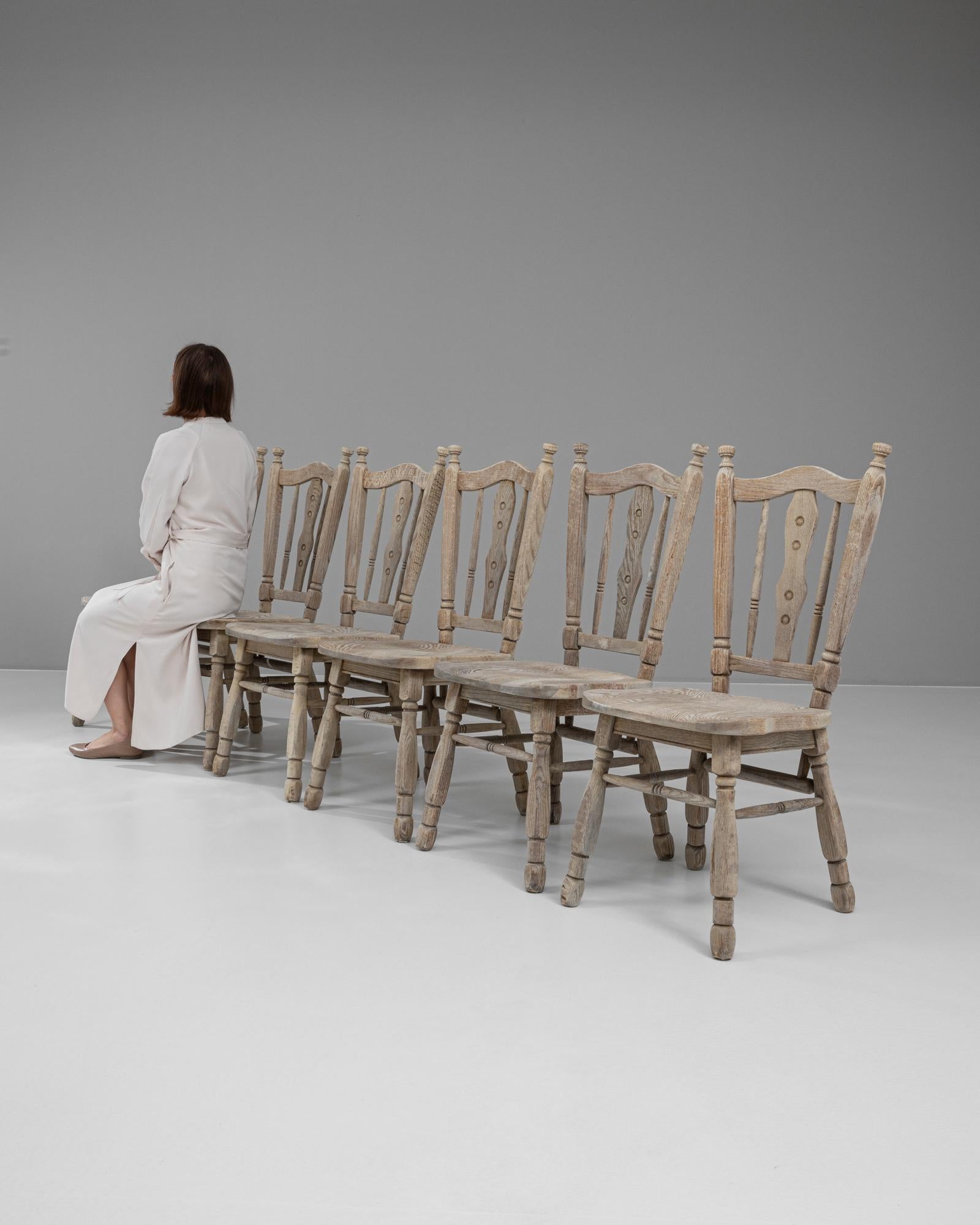 Sedie da pranzo francesi in Oak sbiancato del XX secolo, set di 6 pezzi in vendita 5