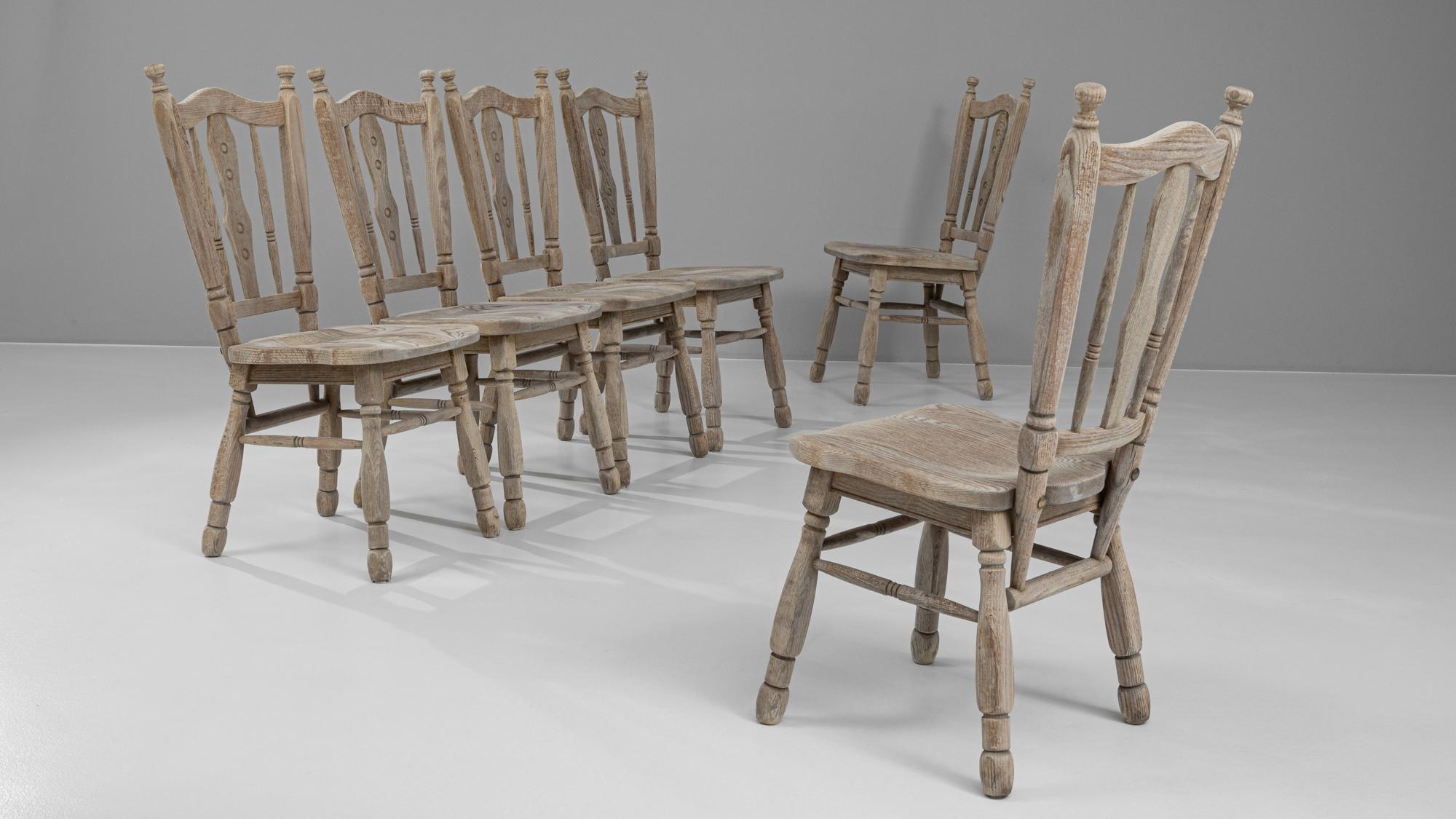 Sedie da pranzo francesi in Oak sbiancato del XX secolo, set di 6 pezzi In condizioni buone in vendita a High Point, NC