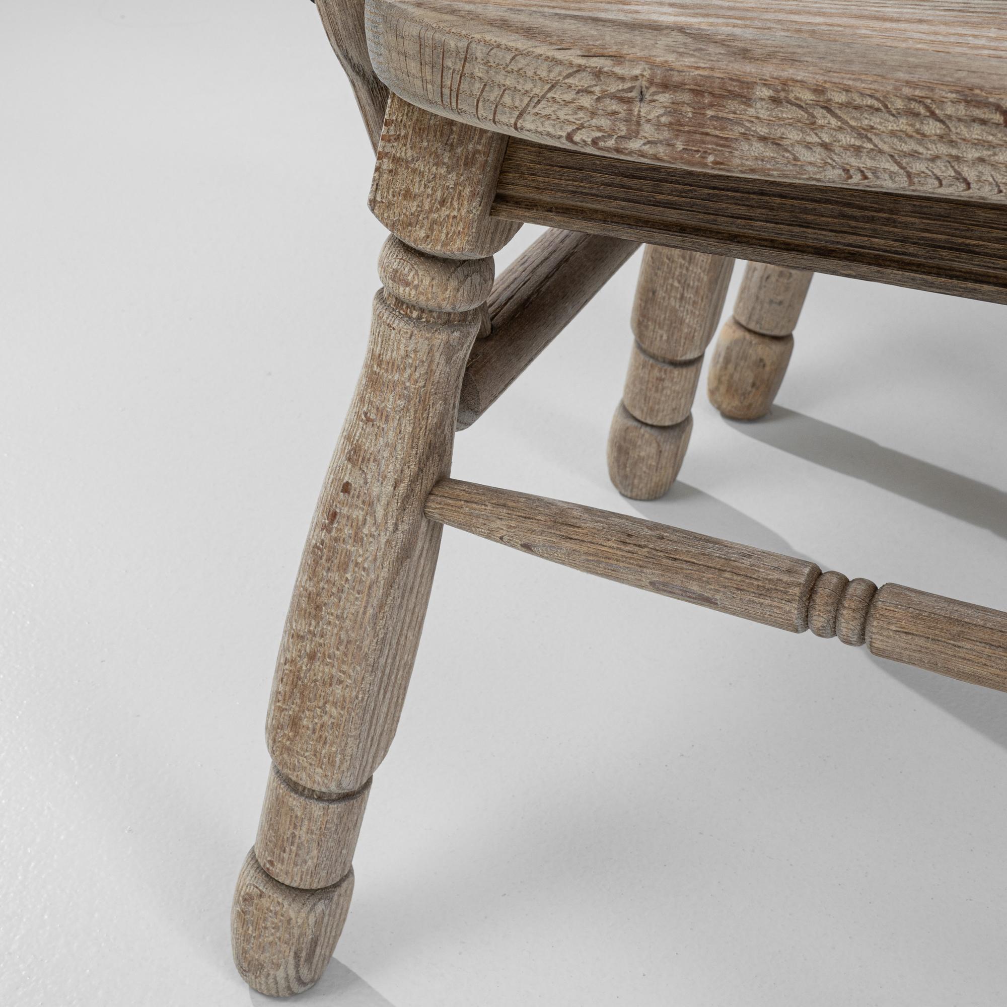 Sedie da pranzo francesi in Oak sbiancato del XX secolo, set di 6 pezzi in vendita 2