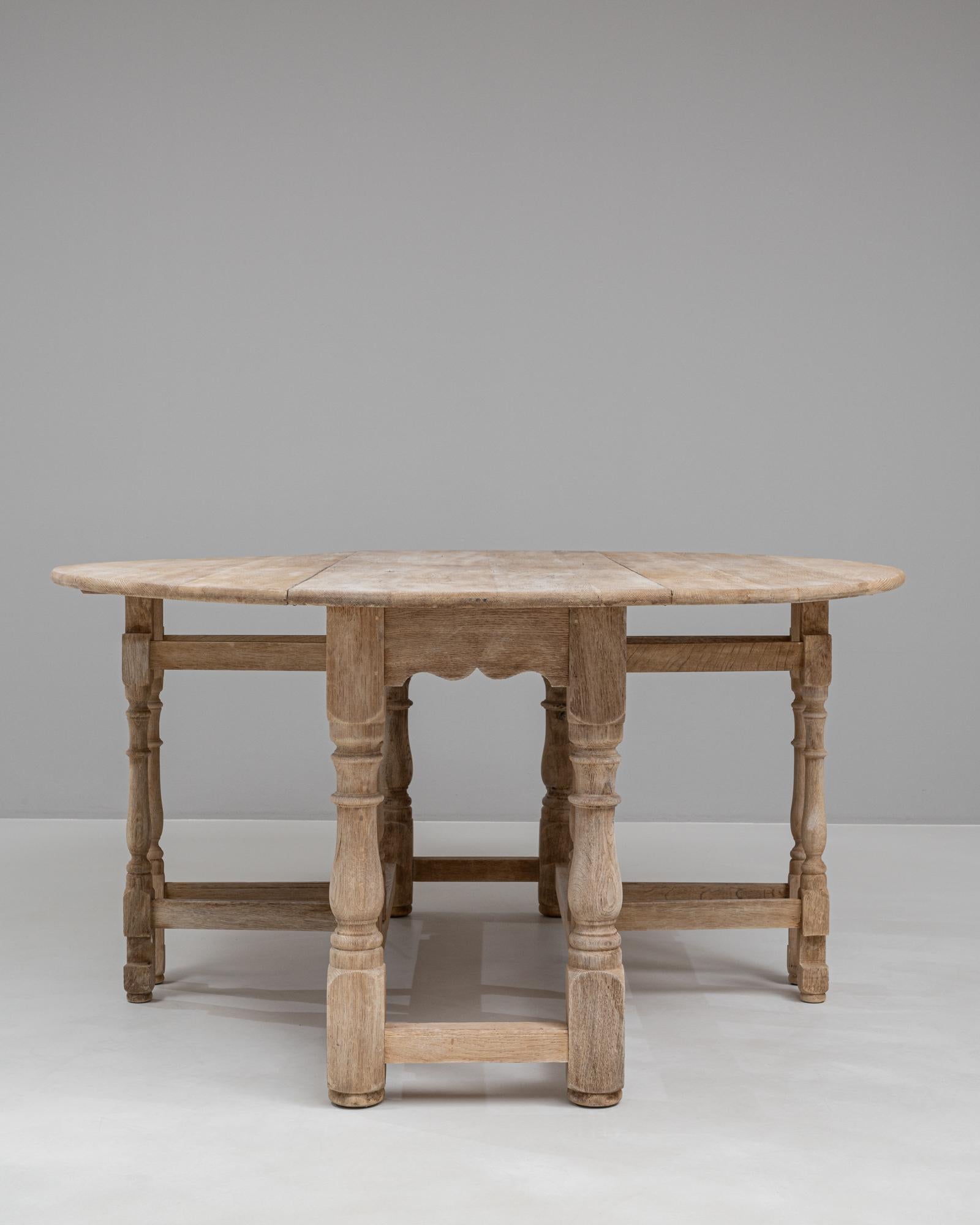 20th Century French Bleached Oak Drop Leaf Table 1
