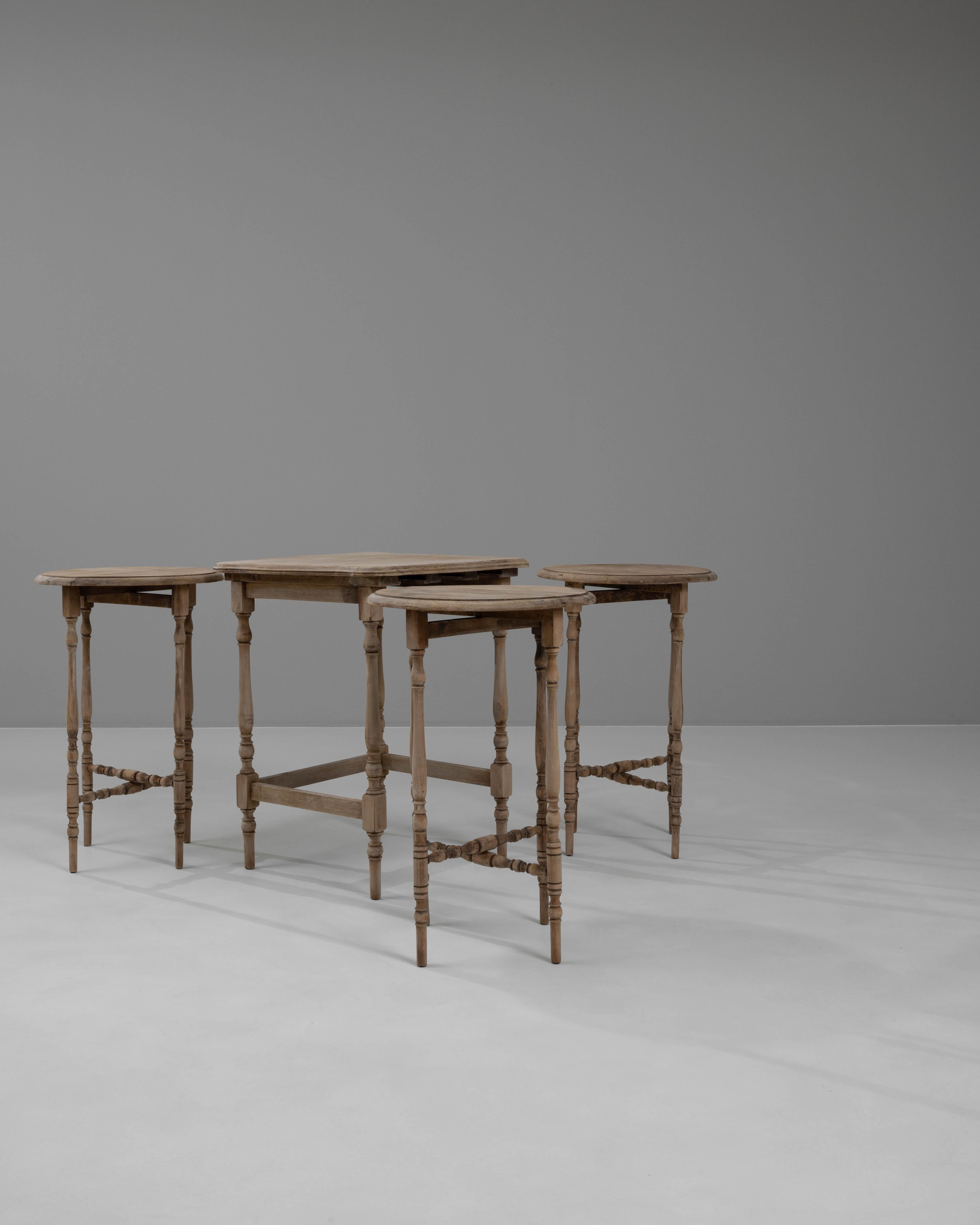 20th Century French Bleached Oak Nesting Tables, Set of 4 7