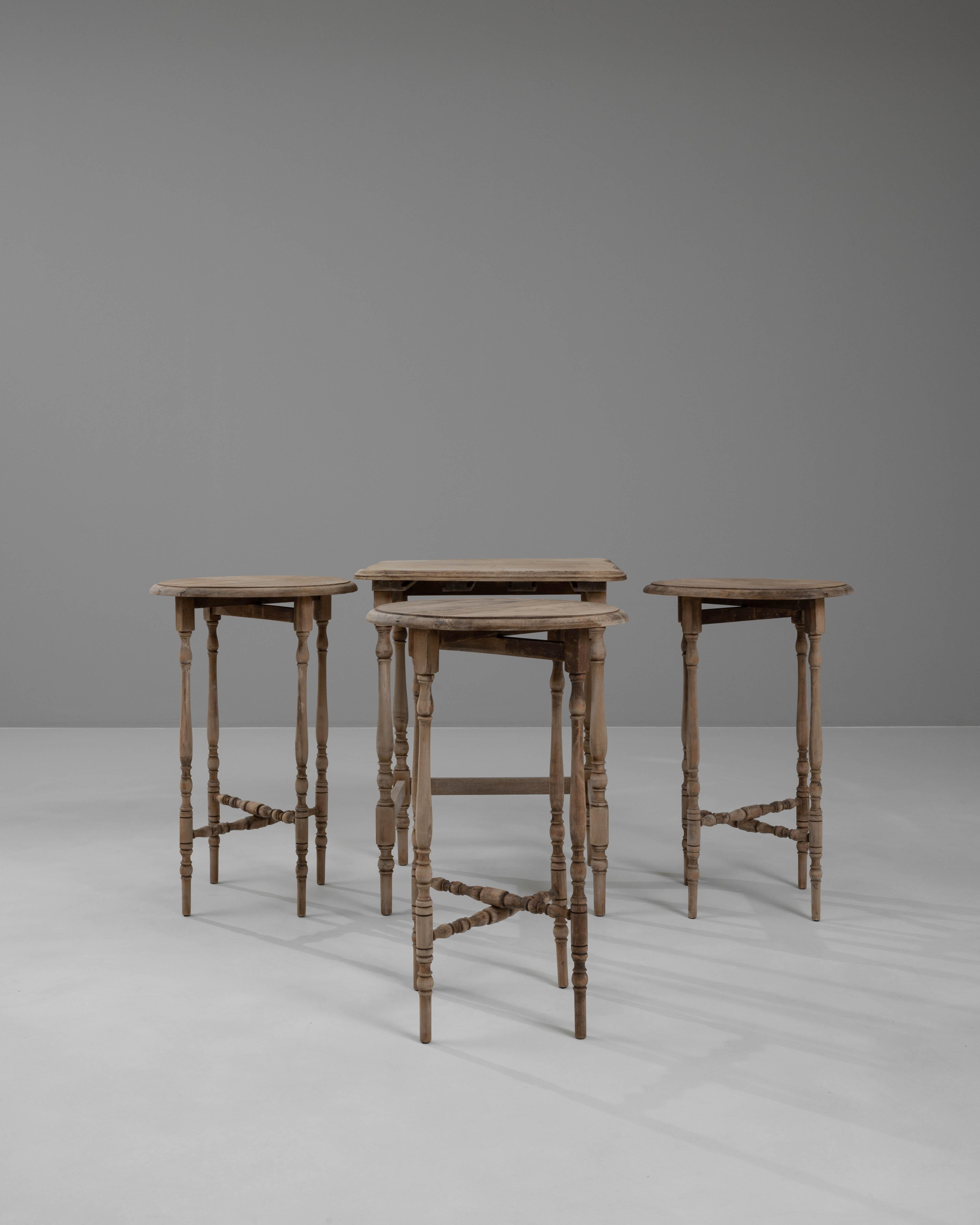 20th Century French Bleached Oak Nesting Tables, Set of 4 2