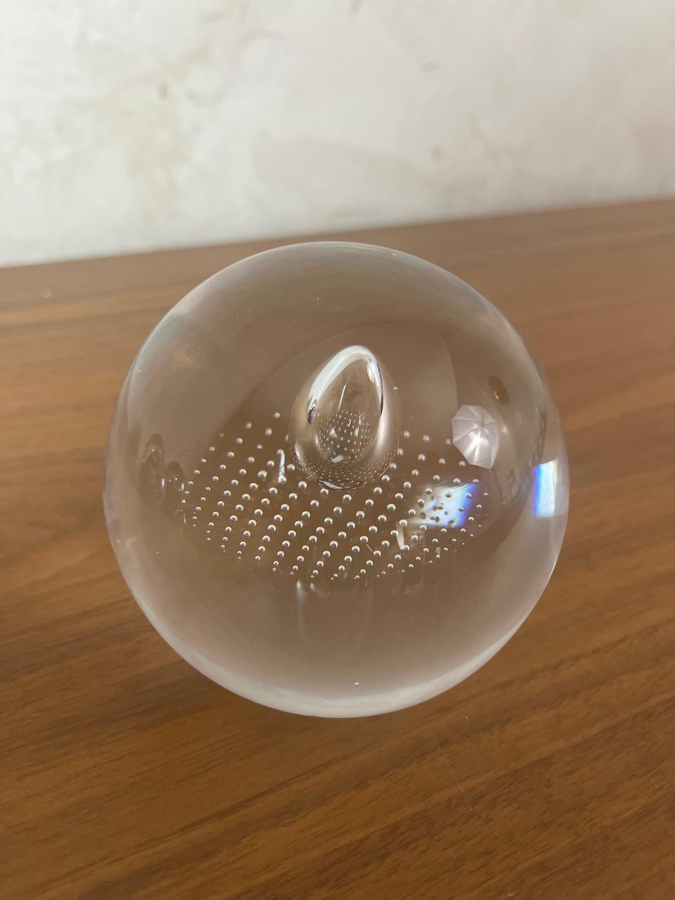 20th century French Blown Glass Paperweight, 1980s For Sale 1