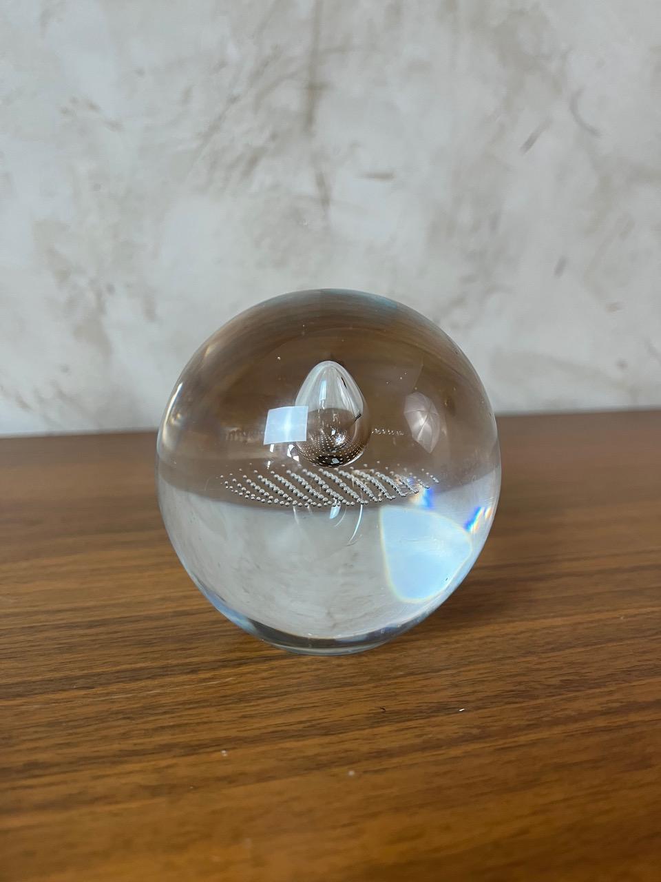 20th century French Blown Glass Paperweight, 1980s For Sale 5