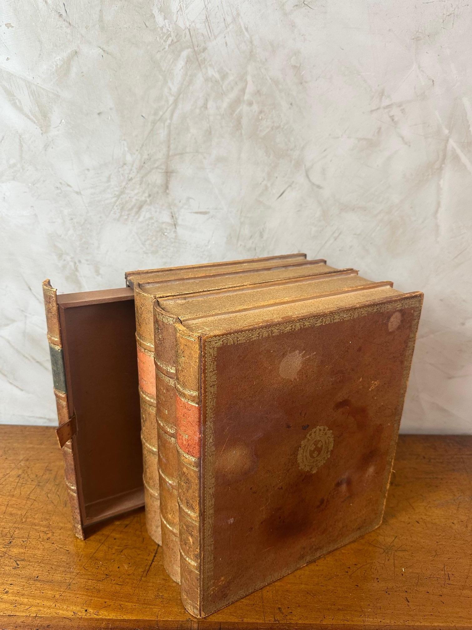 20. Jahrhundert Französisch Bücher Secret Box, 1950er Jahre im Angebot 8