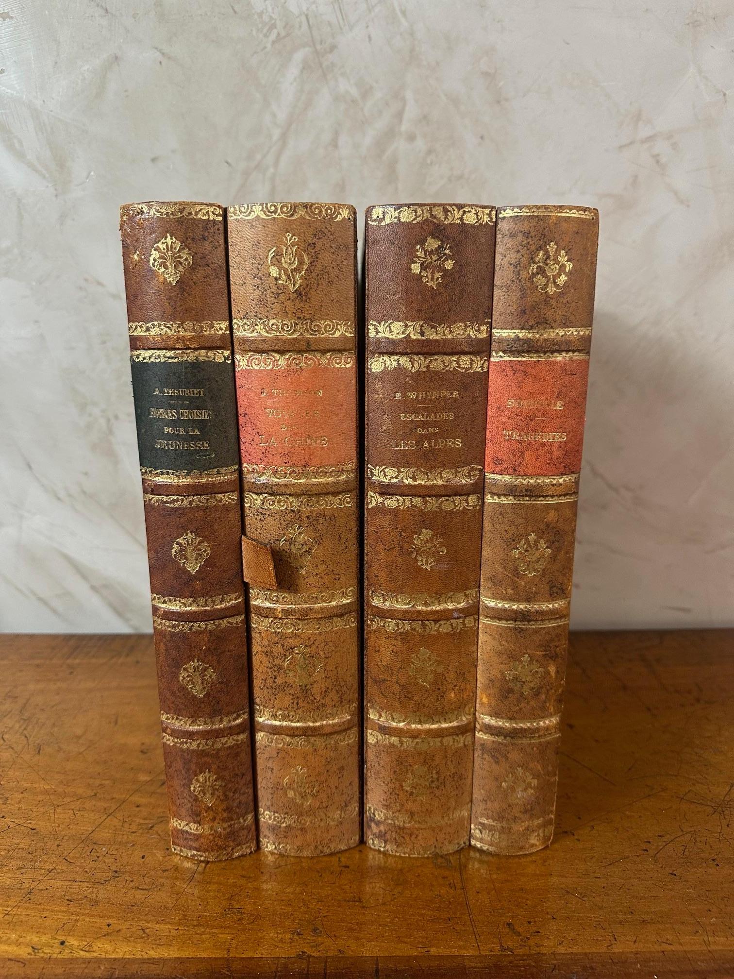 20. Jahrhundert Französisch Bücher Secret Box, 1950er Jahre (Mitte des 20. Jahrhunderts) im Angebot