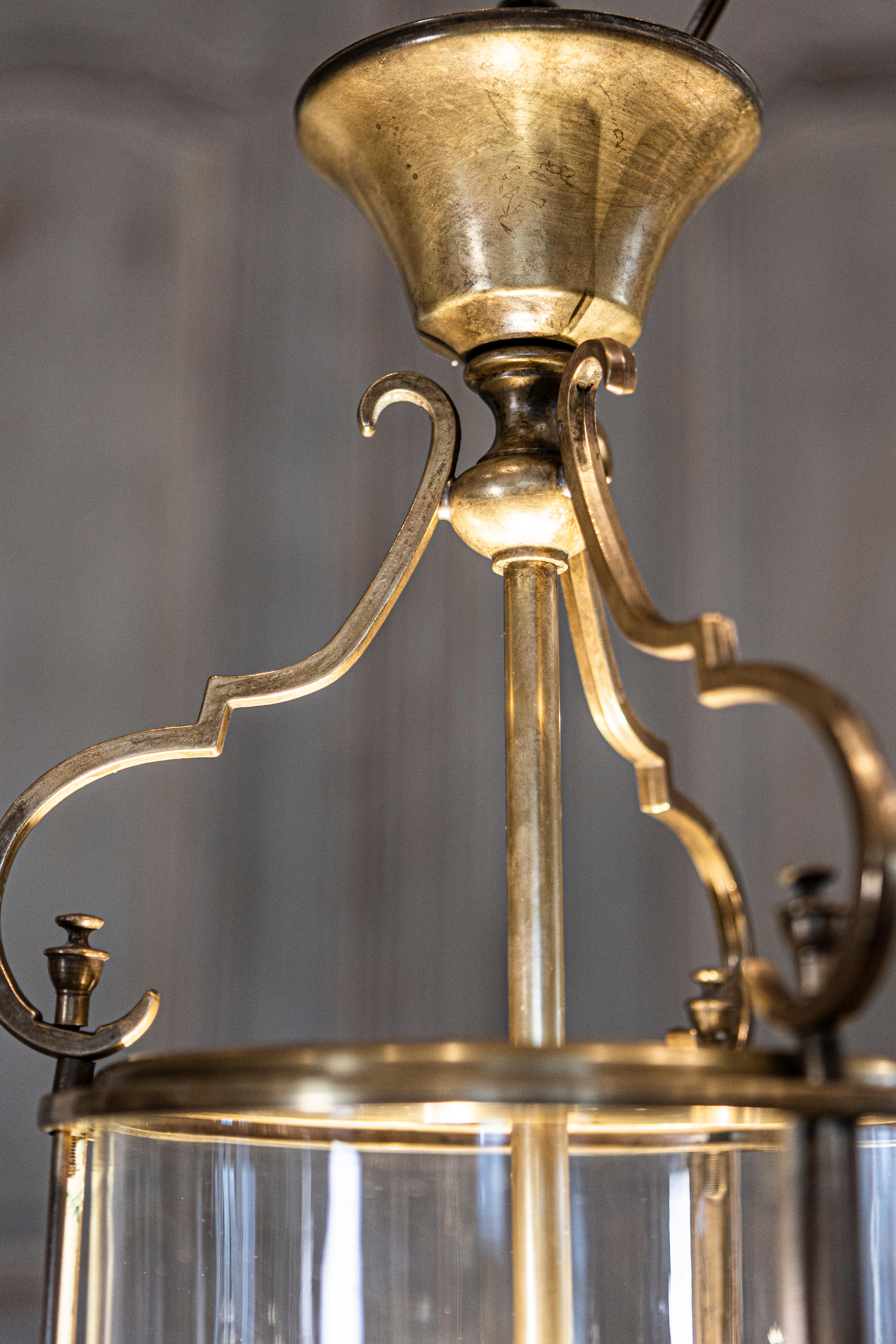 20ième siècle Lanterne en laiton et verre du 20e siècle en vente