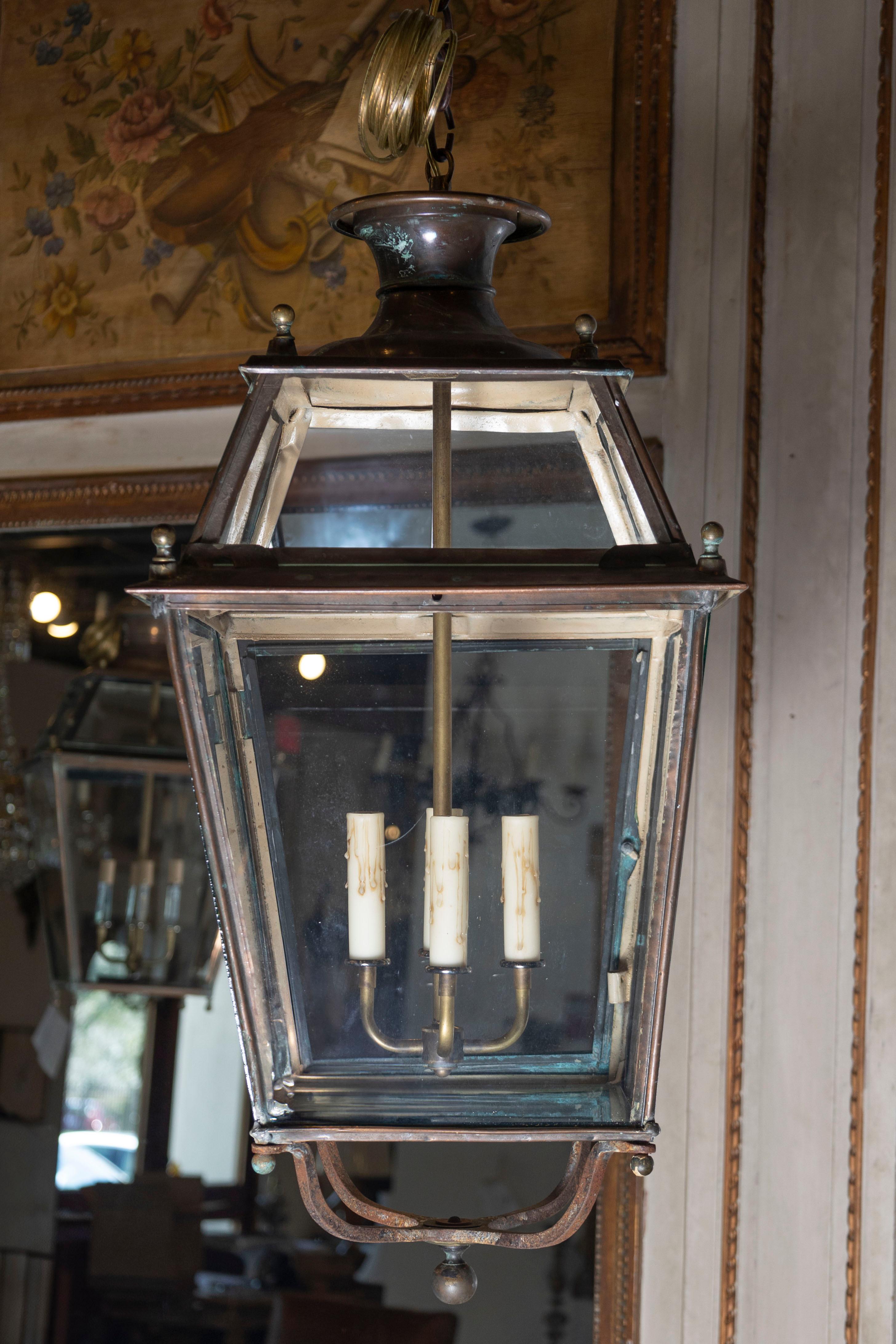 20th Century French Brass and Glass Tapered Lantern For Sale 3