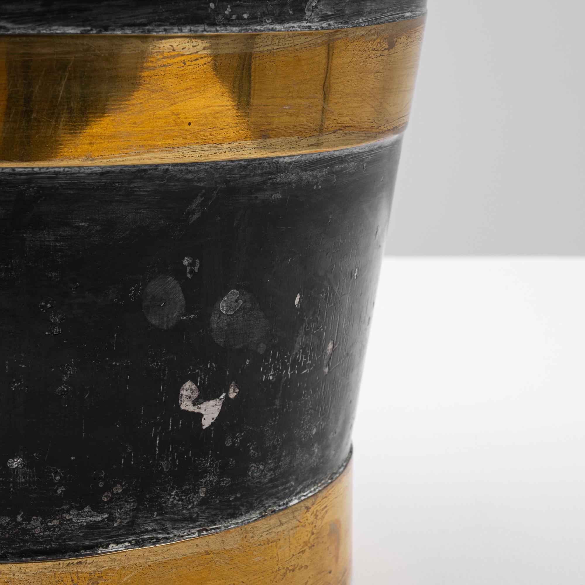 20th Century French Brass Bucket In condizioni buone in vendita a High Point, NC