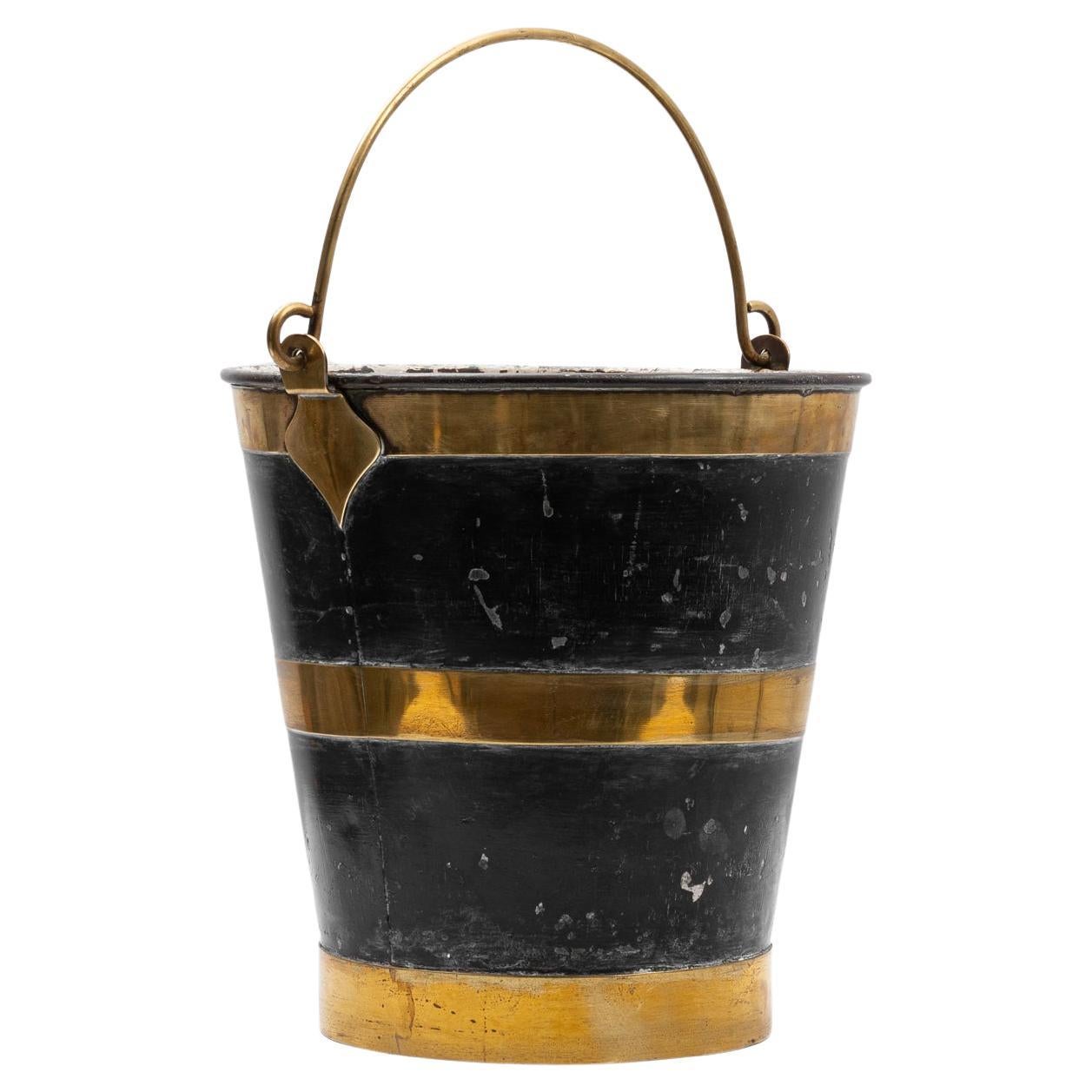 20th Century French Brass Bucket in vendita
