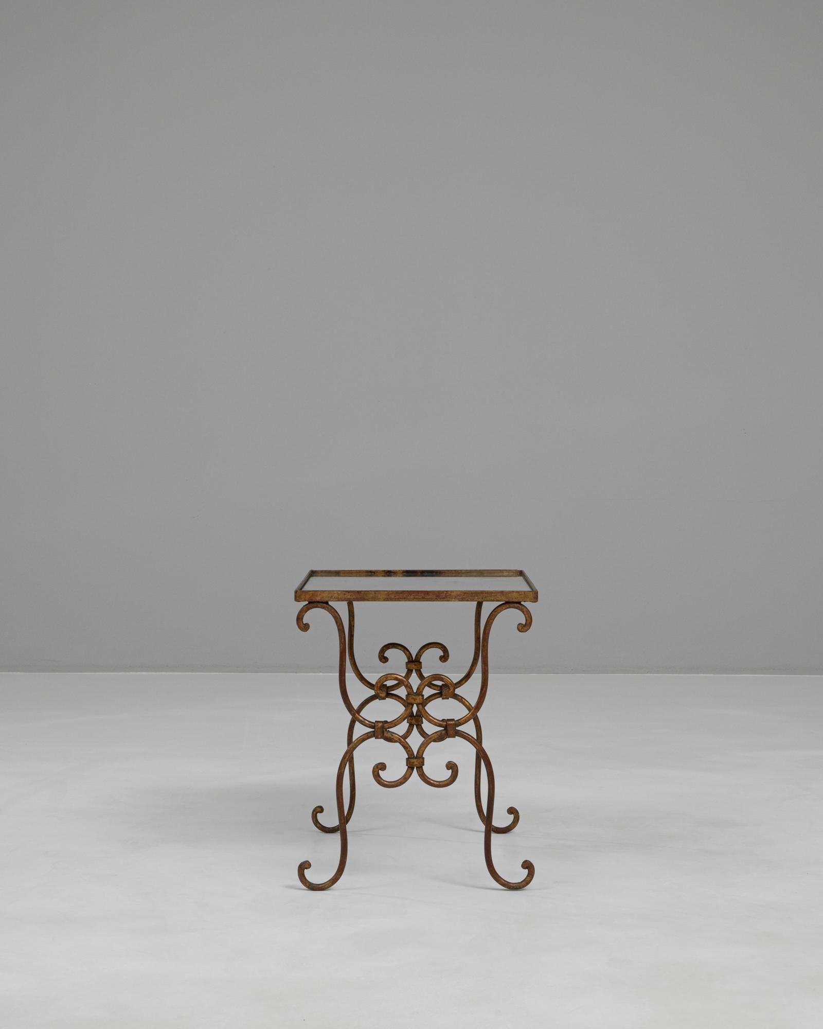 20ième siècle Table basse en laiton du 20e siècle avec plateau en verre en vente