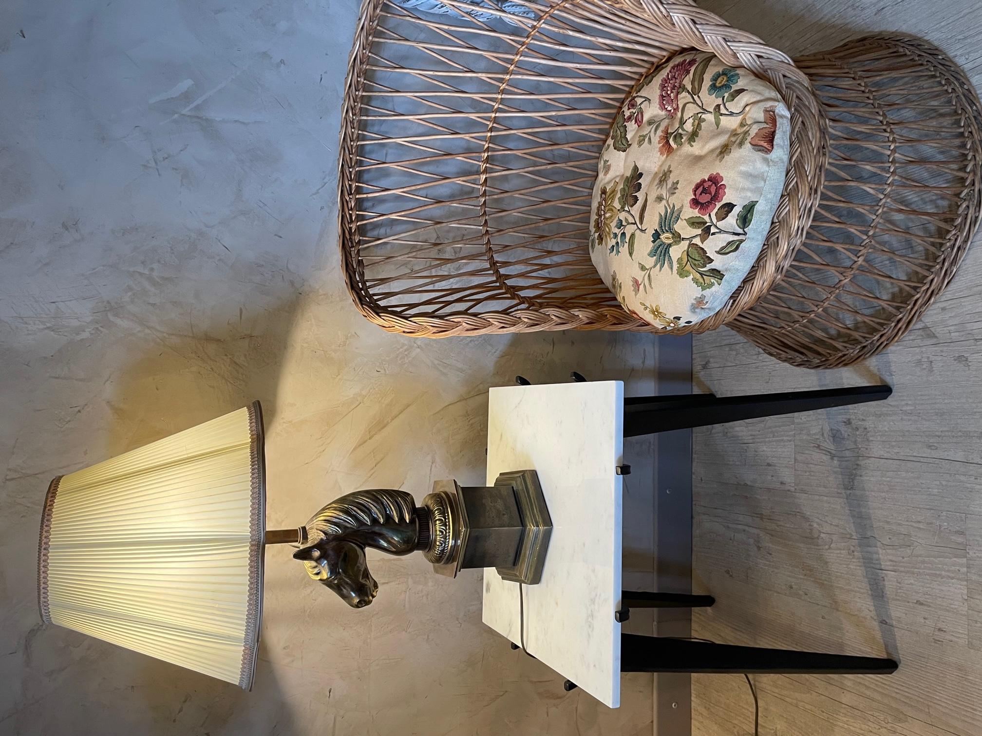Lampe de table à tête de cheval en laiton du 20e siècle, 1960 en vente 3