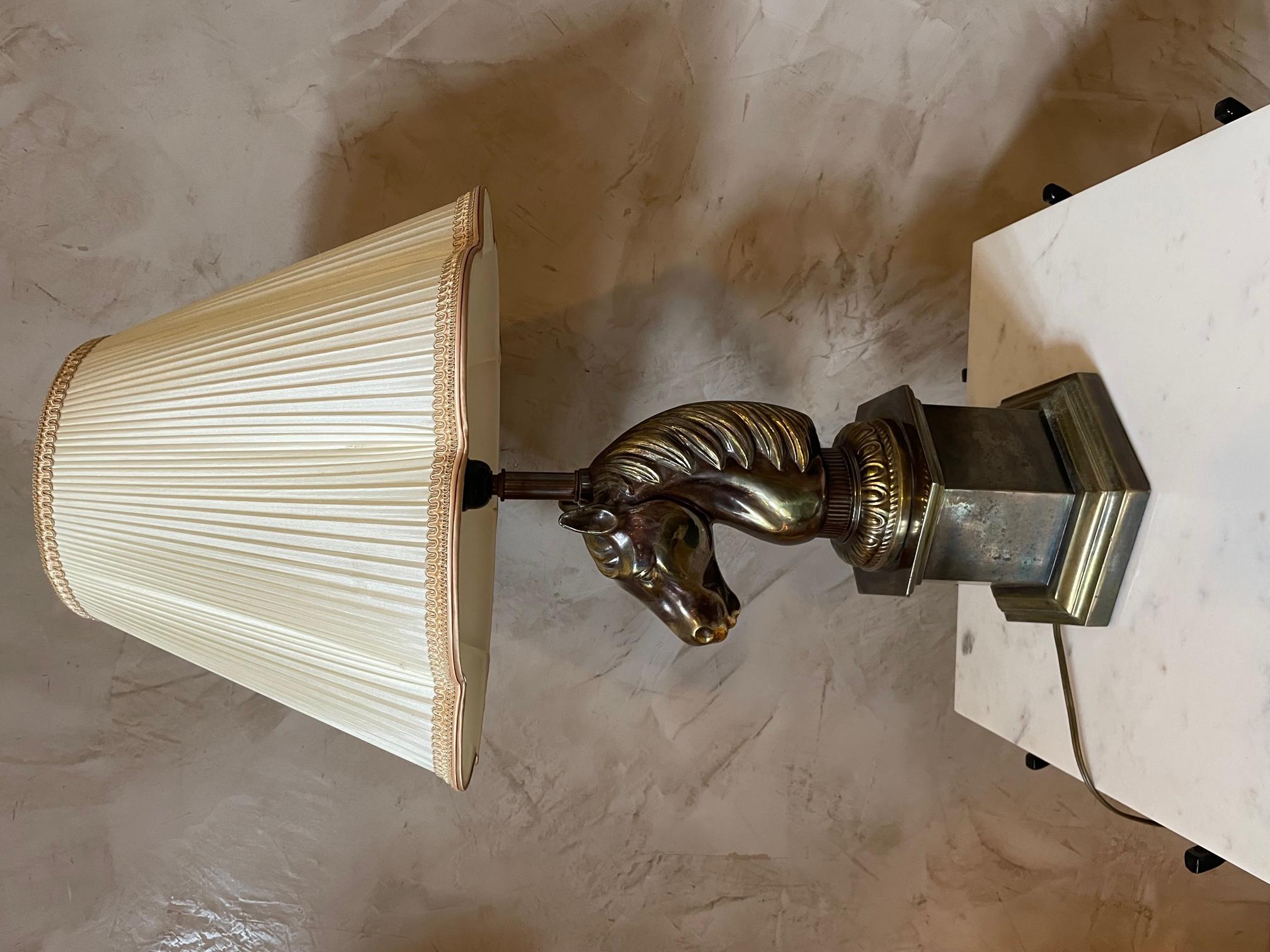 Lampe de table à tête de cheval en laiton du 20e siècle, 1960 en vente 1