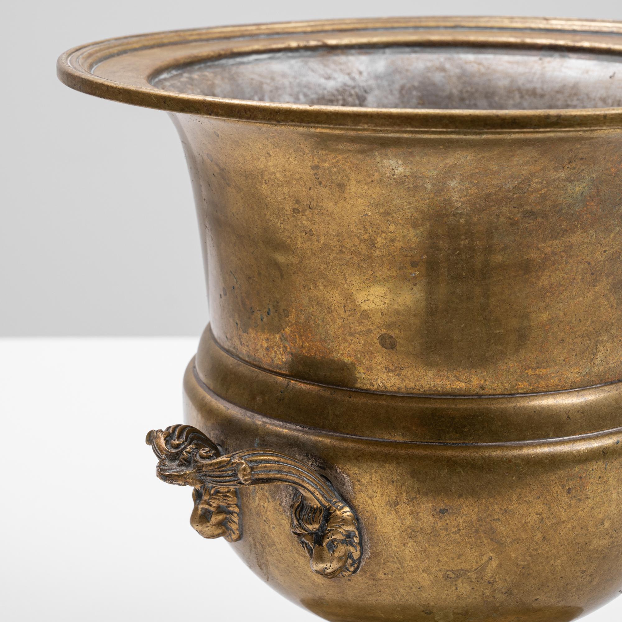 20th Century French Brass Ice Bucket For Sale 5