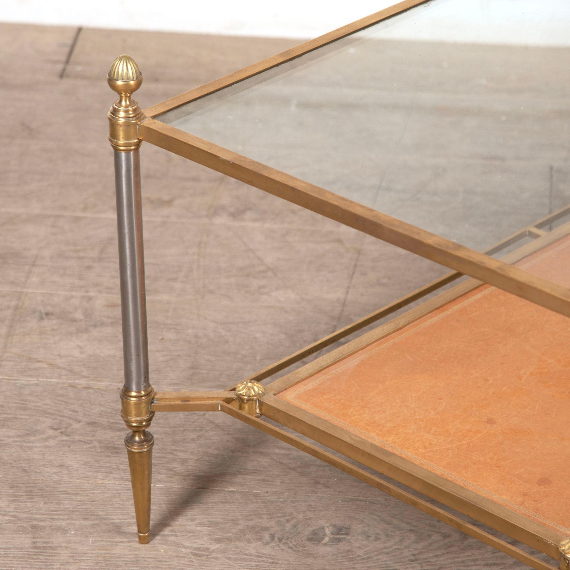 Laiton Table basse en laiton du 20e siècle en vente
