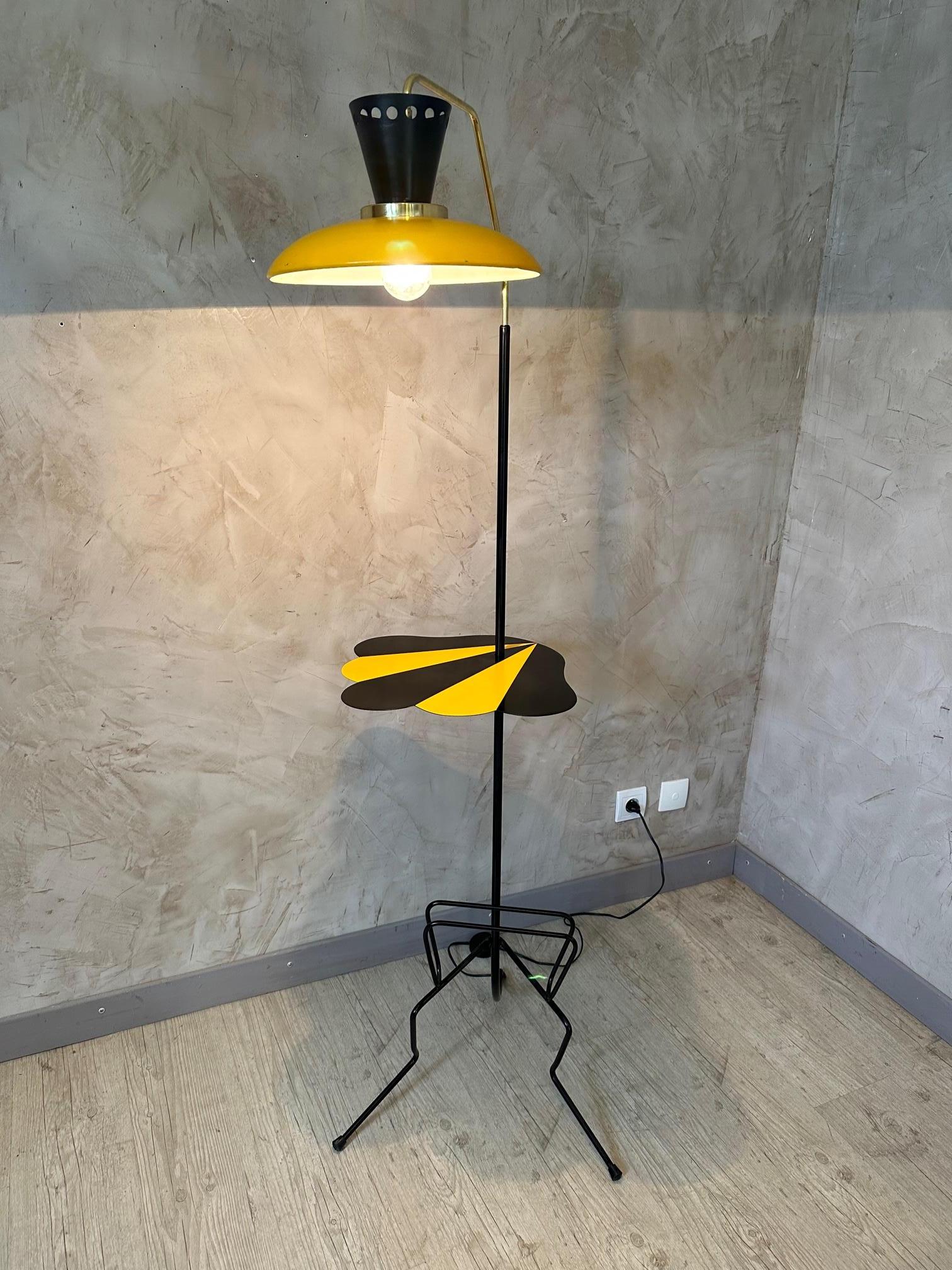 20th century French Brass, Yellow and Black Metal Floor Lamp, 1960s For Sale 2