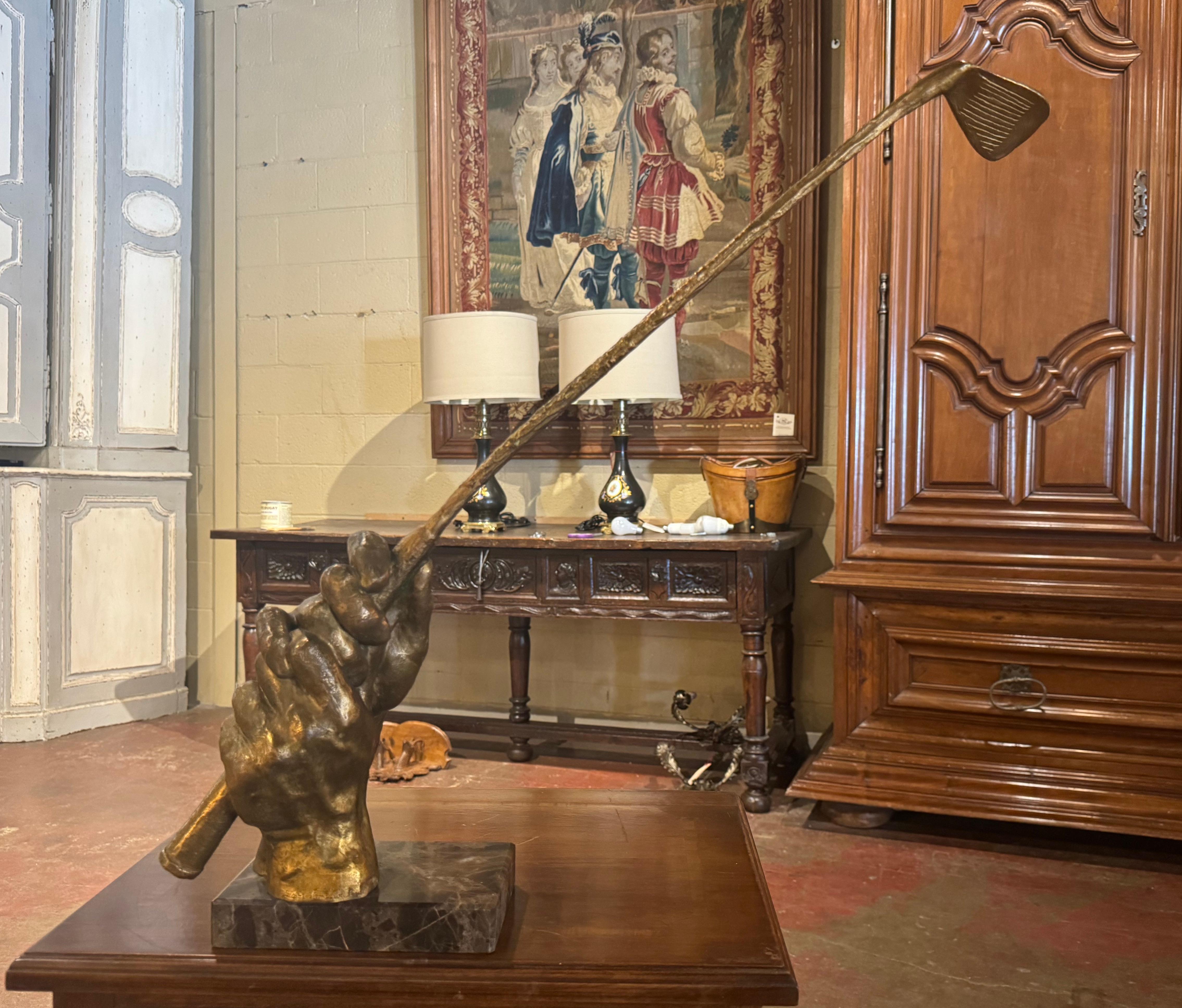 Patinato Scultura di golf francese del XX secolo in bronzo su base di marmo firmata M. I. Bourbon in vendita