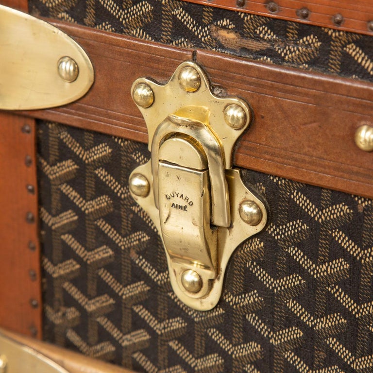 20th Century French Cabin Trunk Trunk By Goyard, c.1900 For Sale 9
