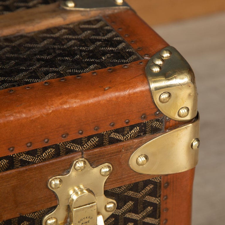 20th Century French Cabin Trunk Trunk By Goyard, c.1900 For Sale 11