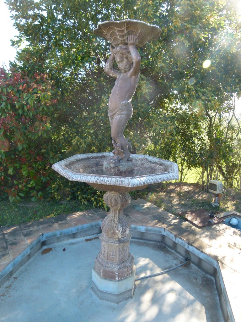 20th Century Cast Iron French Fountain For Sale at 1stdibs