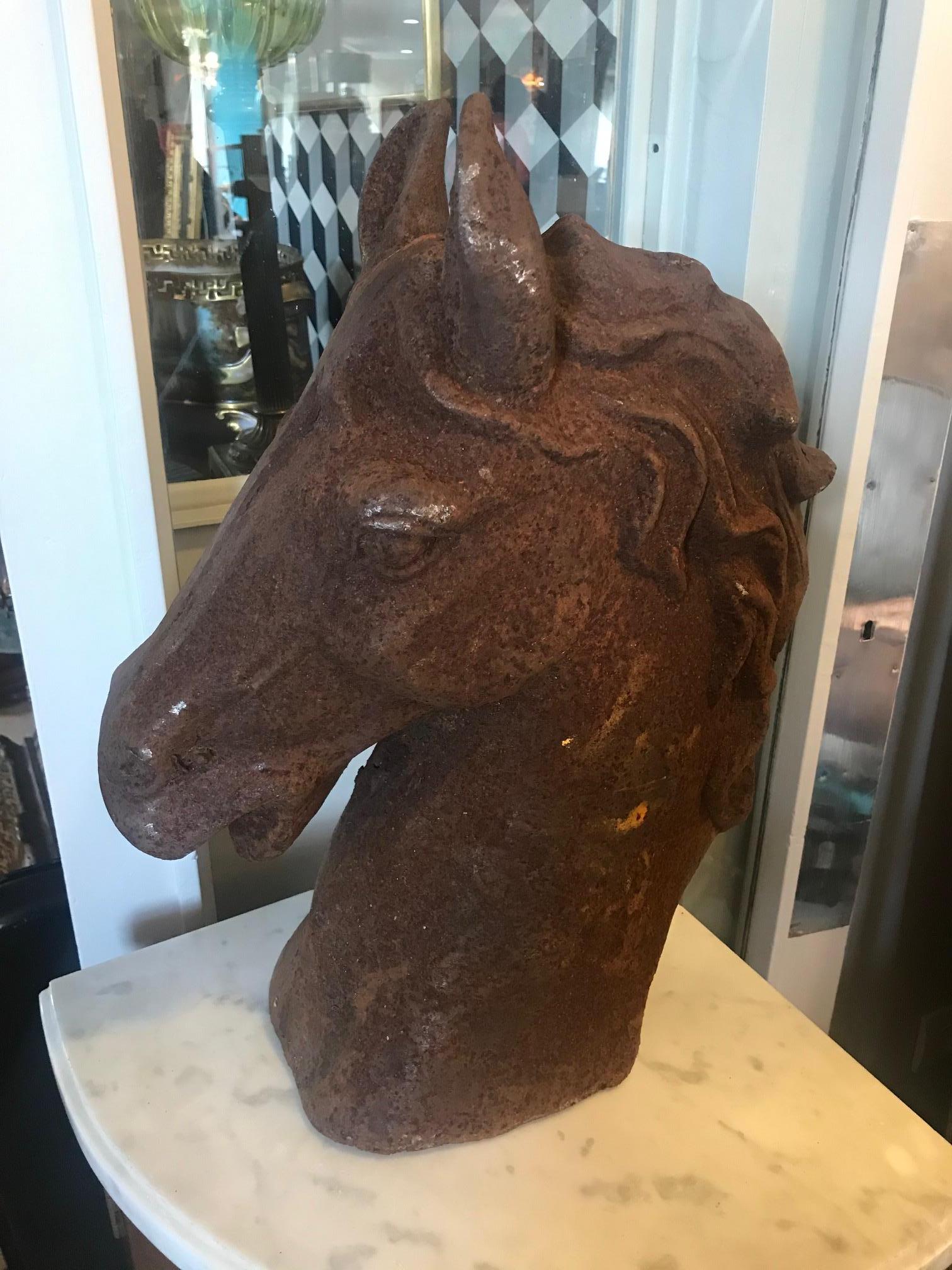 20th Century French Cast Iron Horse Head In Good Condition For Sale In LEGNY, FR