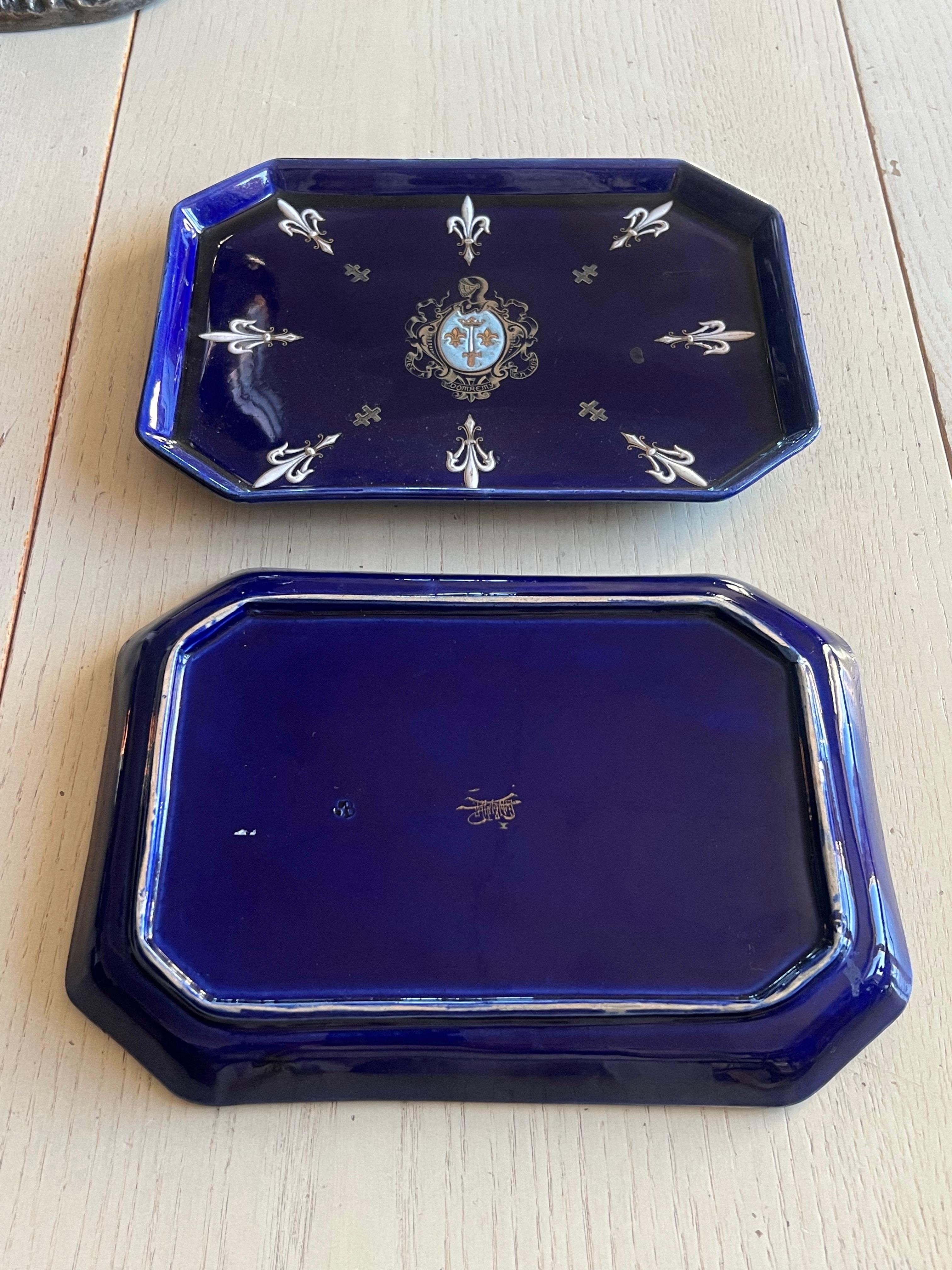 20th Century French Ceramic Centrepiece Plates For Sale 7