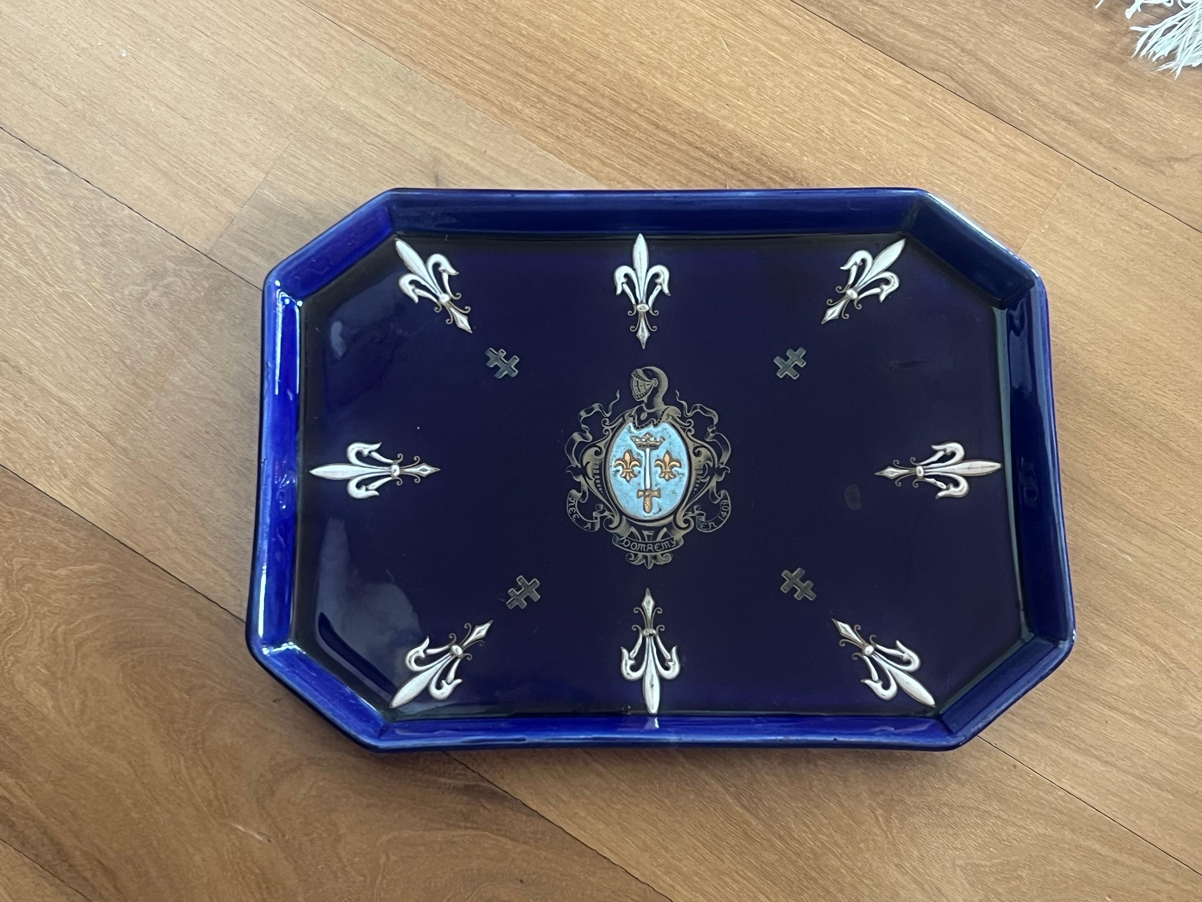 20th Century French Ceramic Centrepiece Plates For Sale 1