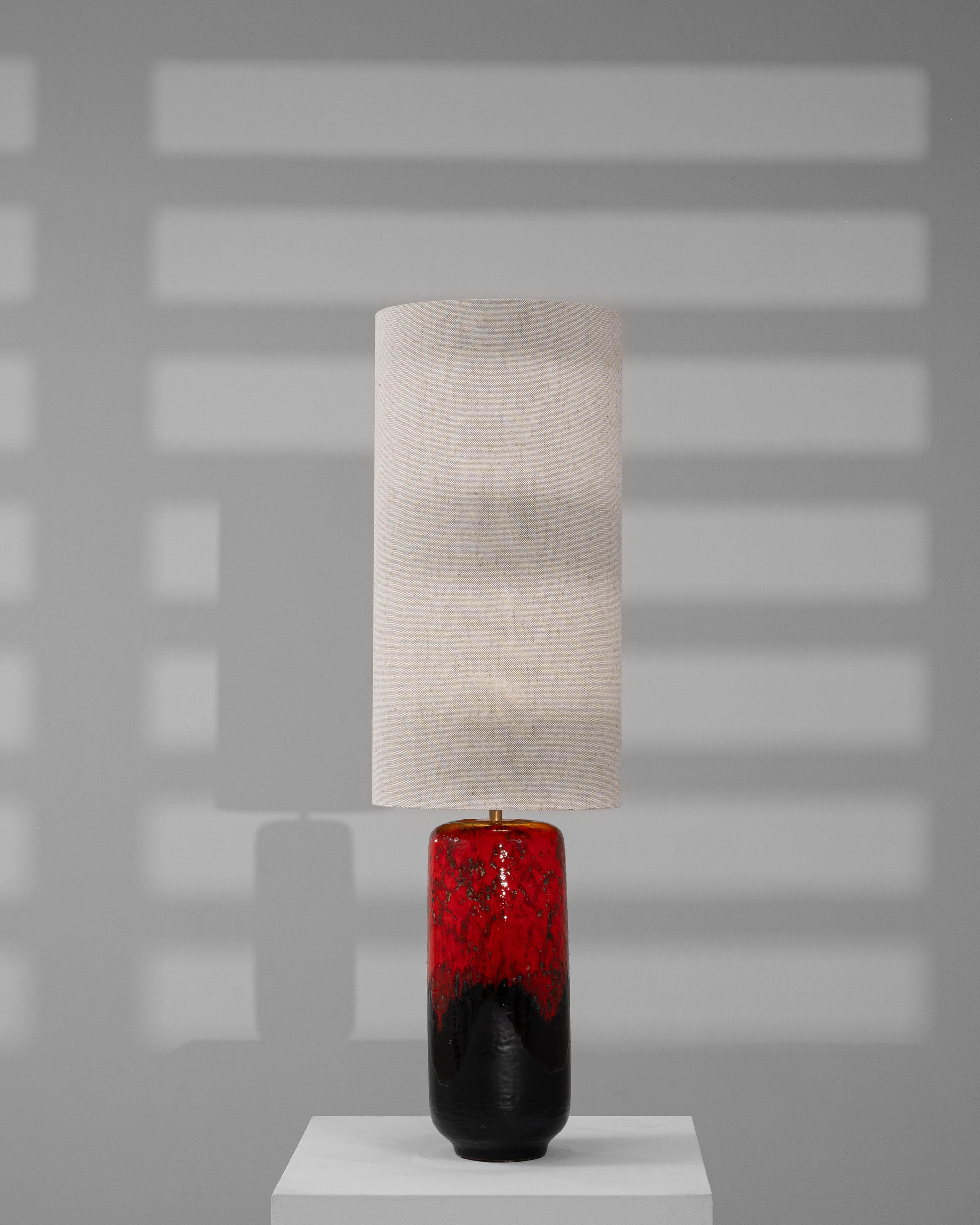 Lampe de table en céramique française du 20e siècle Bon état - En vente à High Point, NC