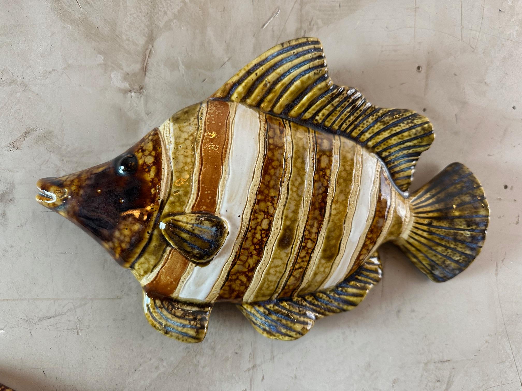 Fin du 20e siècle Ensemble de 4 poissons de Vallauris en céramique française du 20e siècle, 1970 en vente