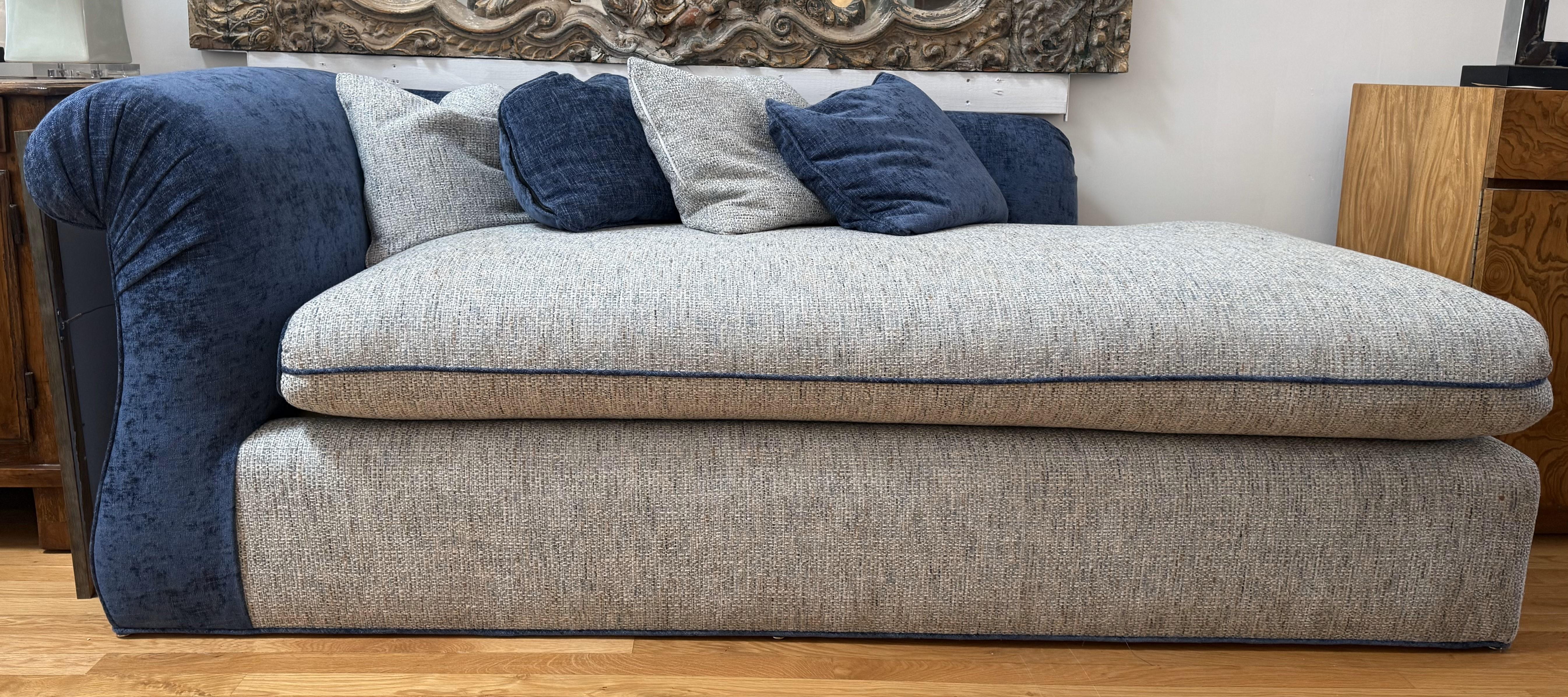 Français Chaise française du 20ème siècle en vente