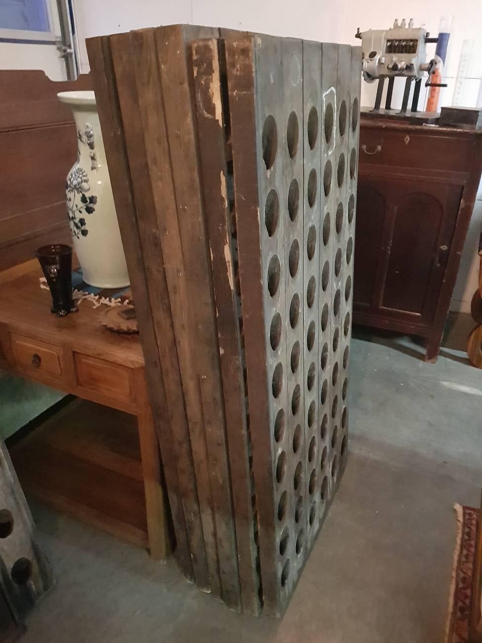 20th Century French Champagne Rack, Pupitre or Wine Rack/Room Divider In Good Condition For Sale In Raalte, NL