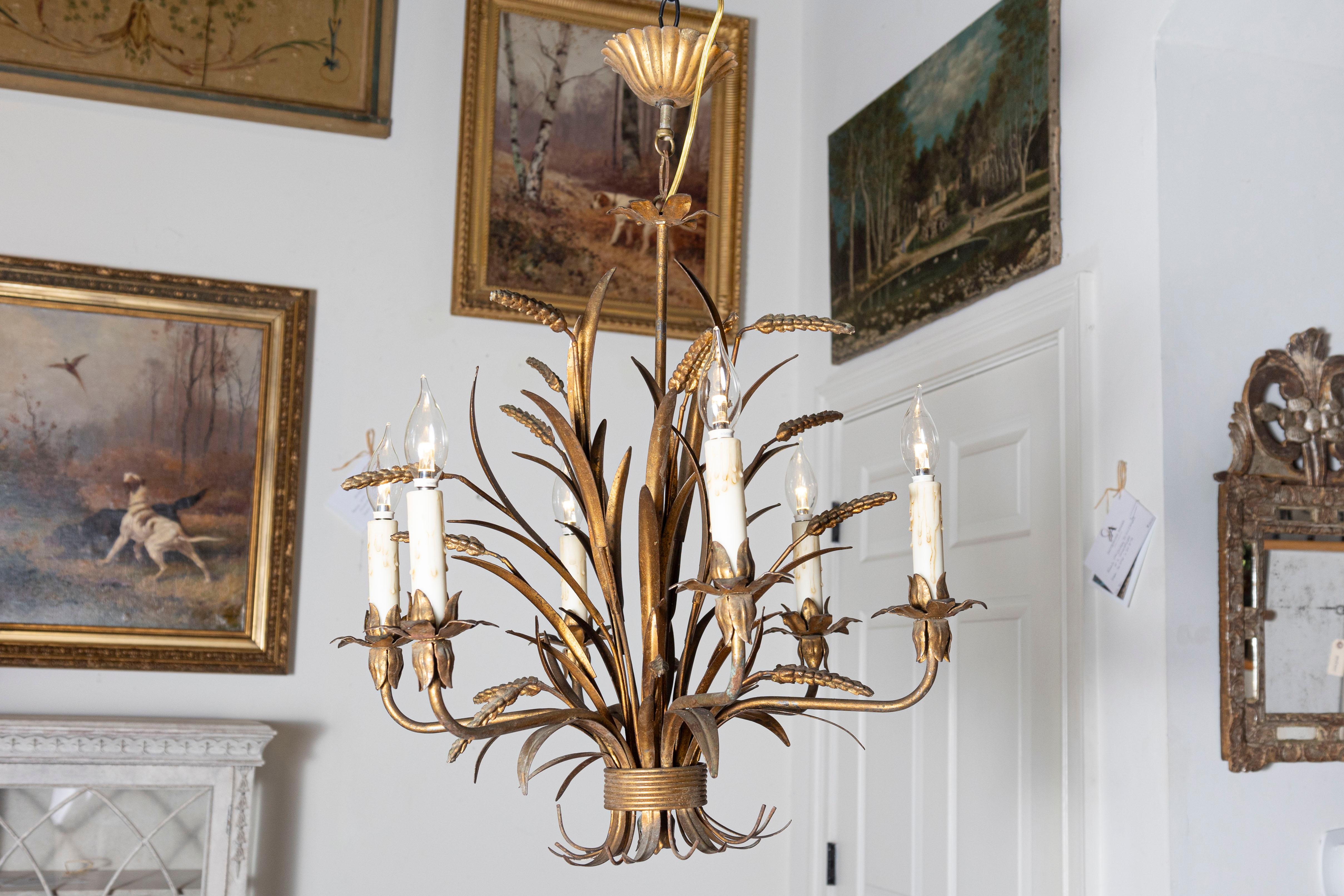 Français Lustre français du 20ème siècle - Inspiré par Coco Chanel en vente