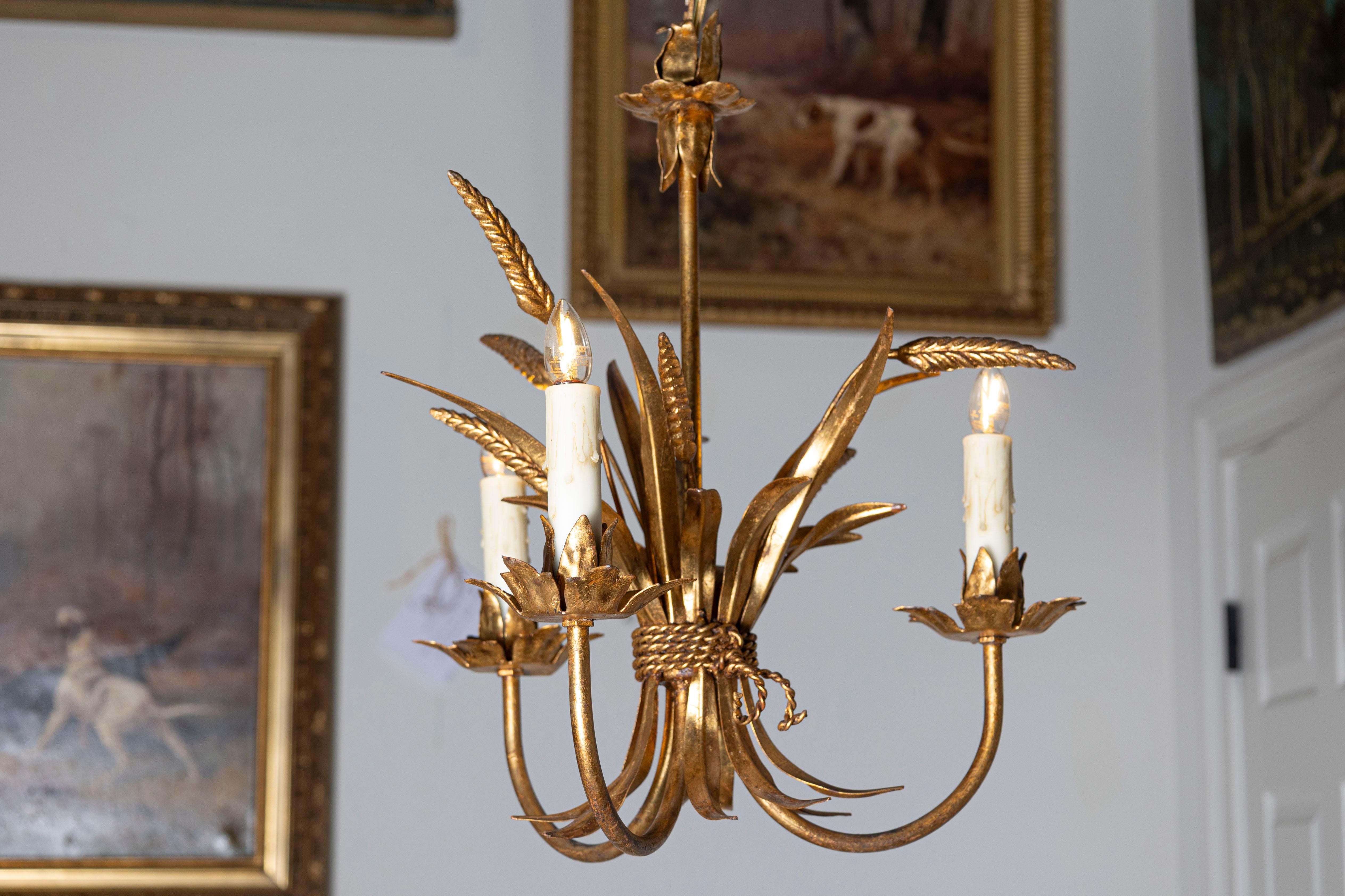 Français Lustre français du 20ème siècle - Inspiré par Coco Chanel en vente
