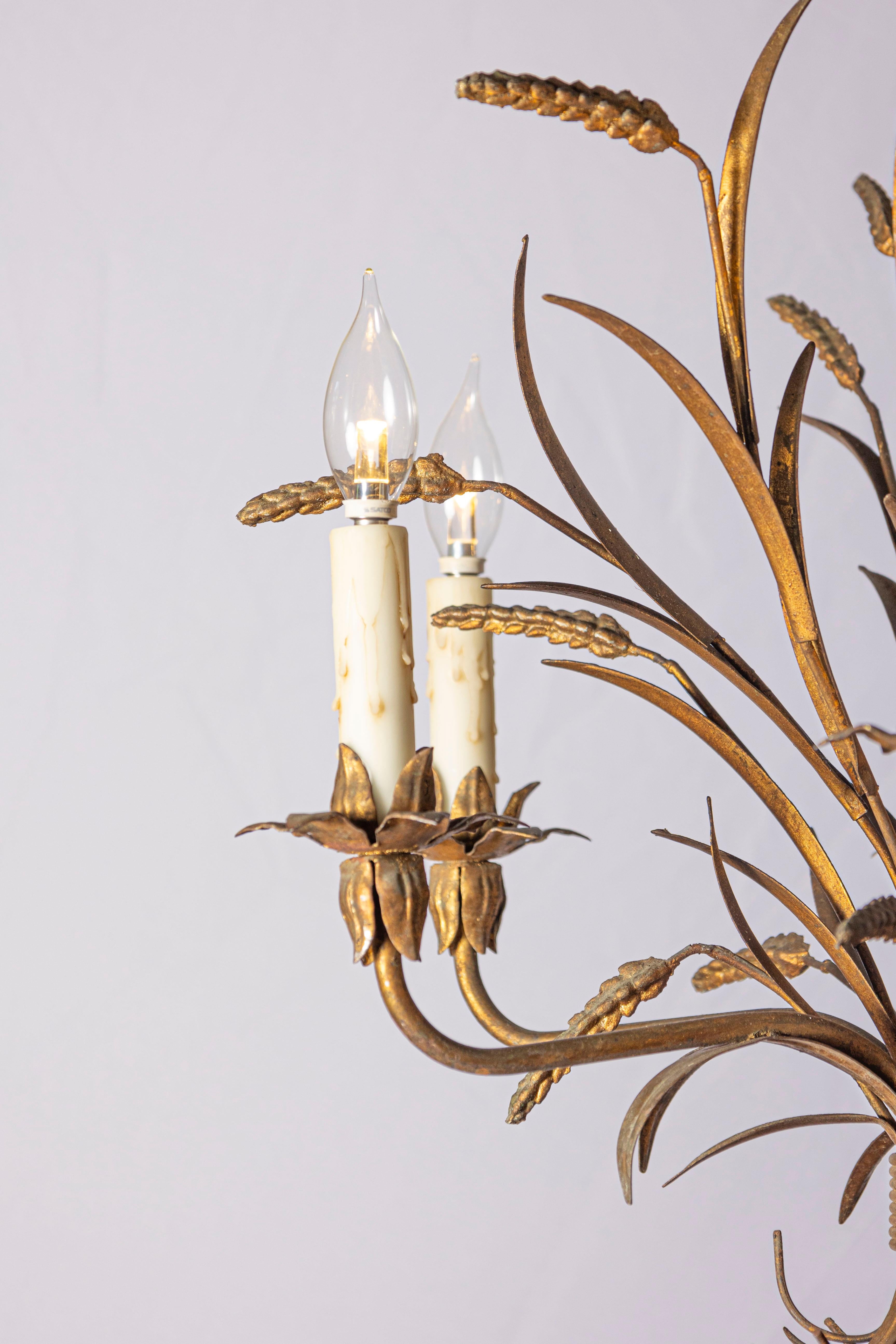 Doré Lustre français du 20ème siècle - Inspiré par Coco Chanel en vente