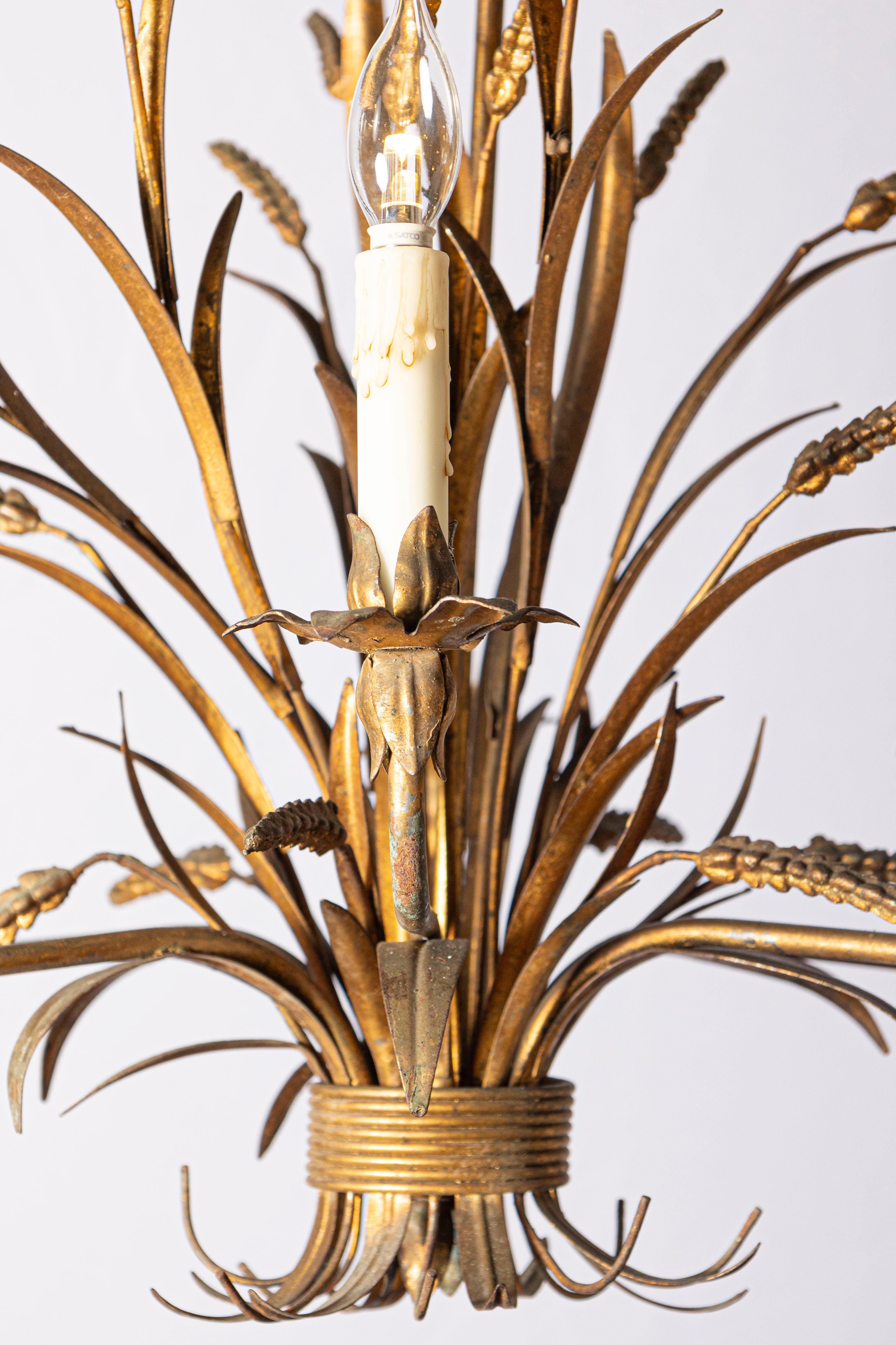 Lustre français du 20ème siècle - Inspiré par Coco Chanel Bon état - En vente à Atlanta, GA