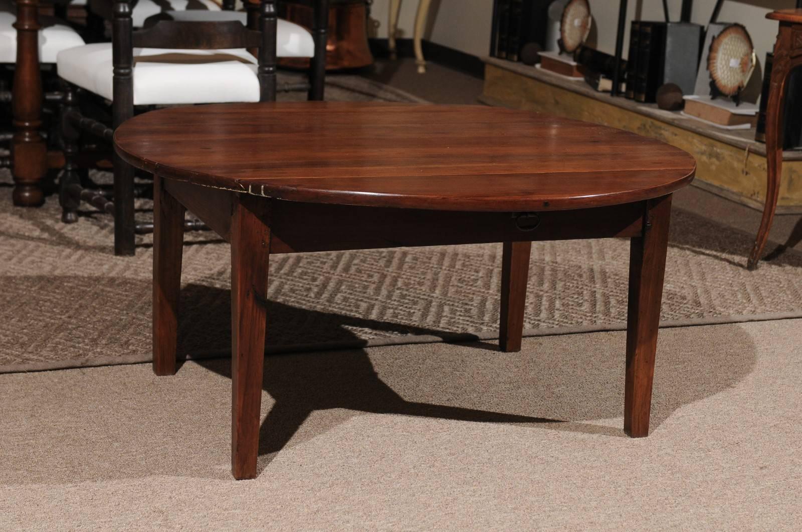 20th Century French Cherry Coffee Tables, circa 1900 In Good Condition For Sale In Atlanta, GA