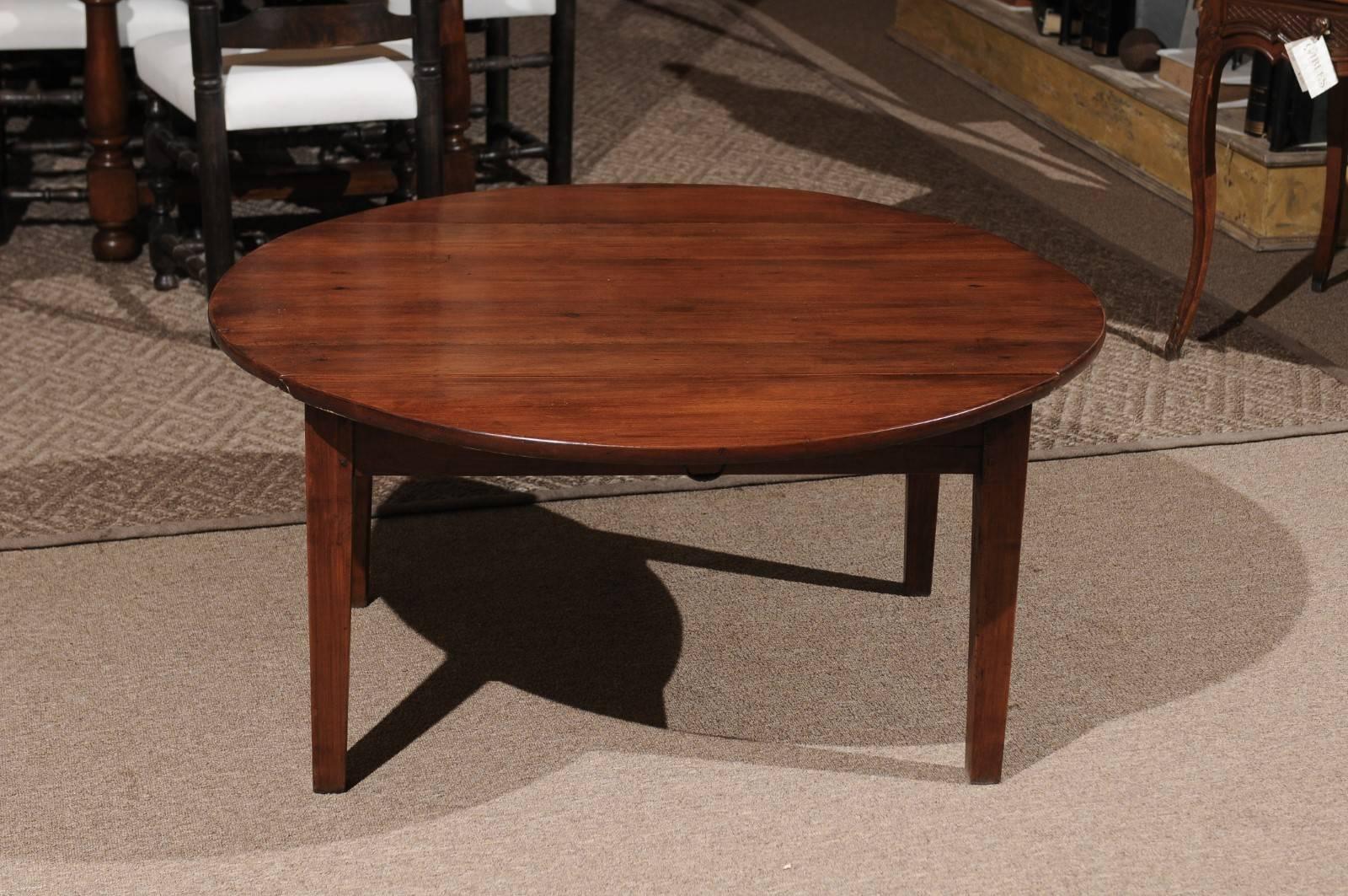 20th Century French Cherry Coffee Tables, circa 1900 For Sale 4
