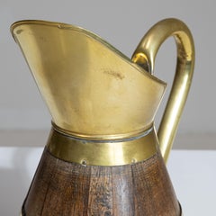 Pot en bois français du XXe siècle, décoré de motifs en laiton, destiné à contenir du chocolat