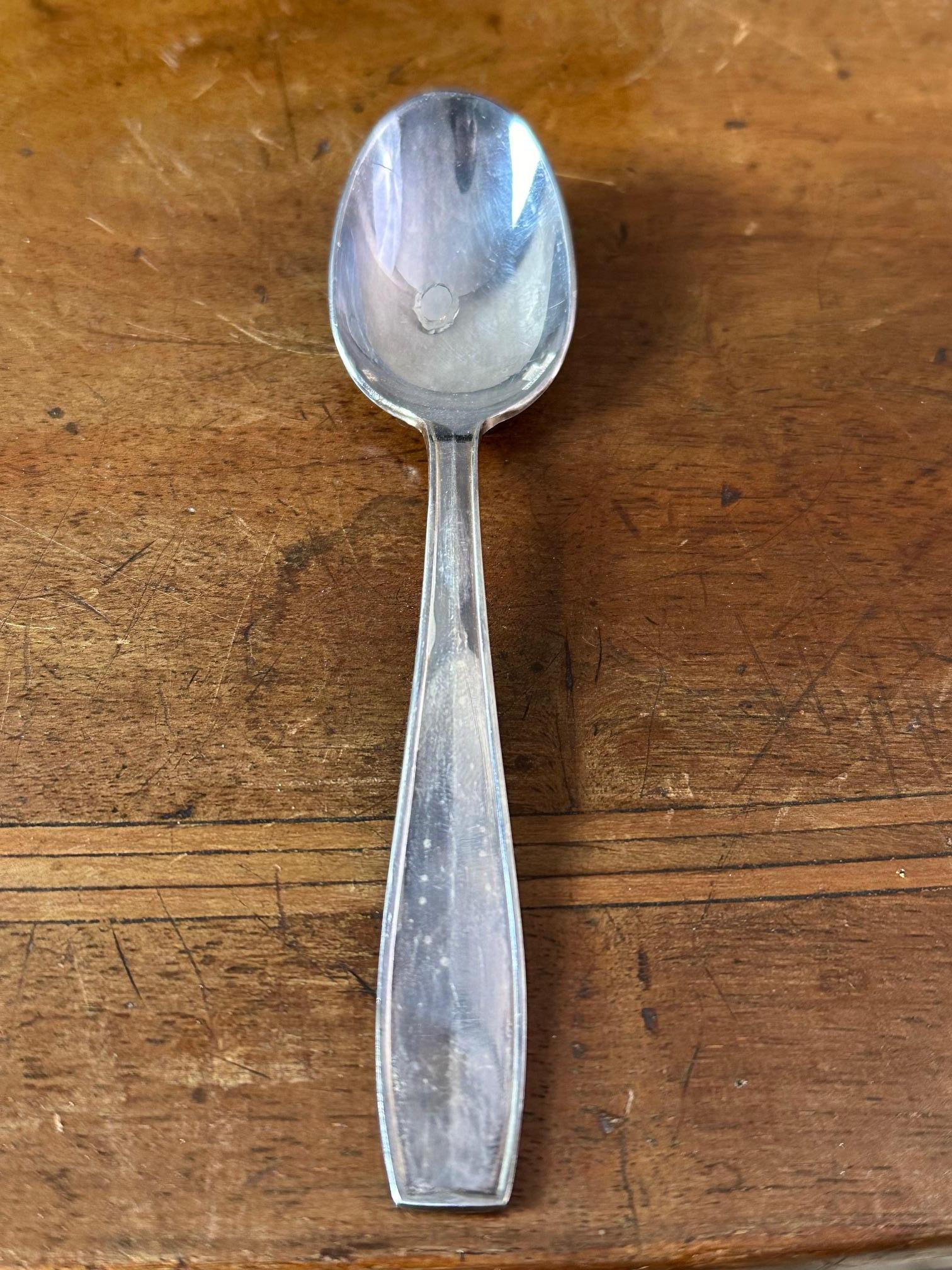 Placcato argento Set di 12 cucchiai piccoli Christofle del XX secolo, 1950 in vendita