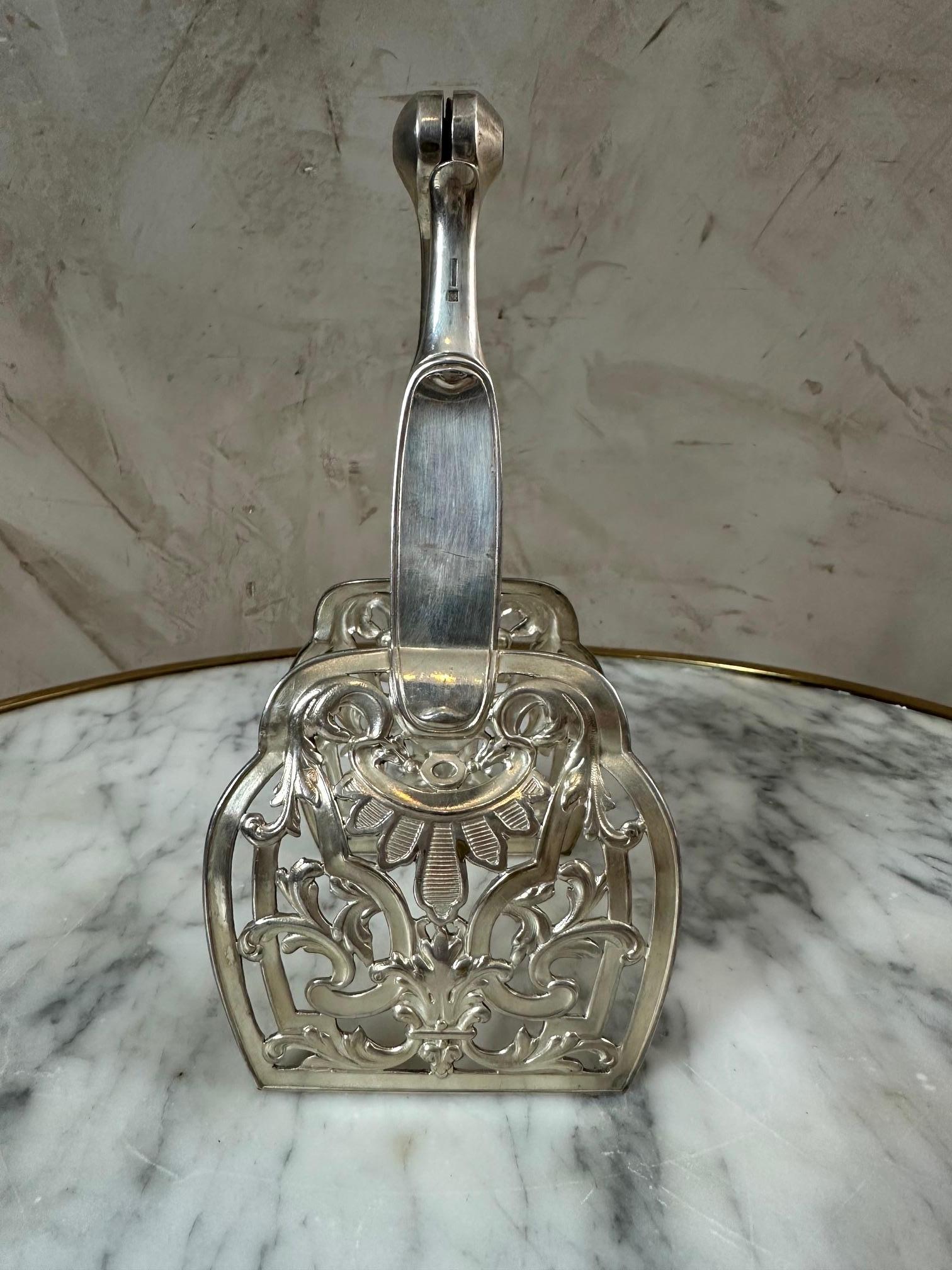 20ème siècle Français Christofle Silver Plated Asparagus Clamp, 1950s Bon état - En vente à LEGNY, FR