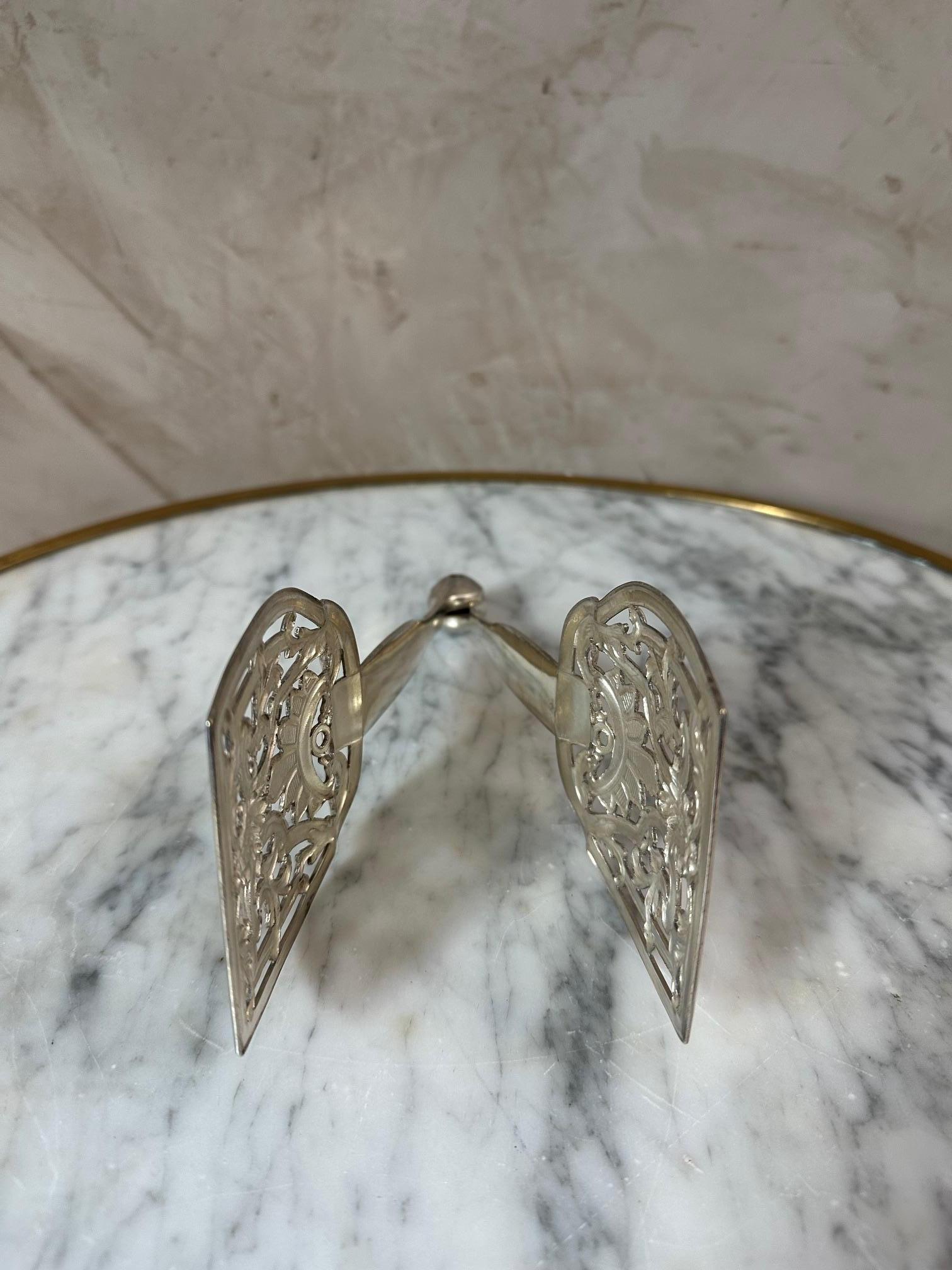 20ème siècle Français Christofle Silver Plated Asparagus Clamp, 1950s en vente 2