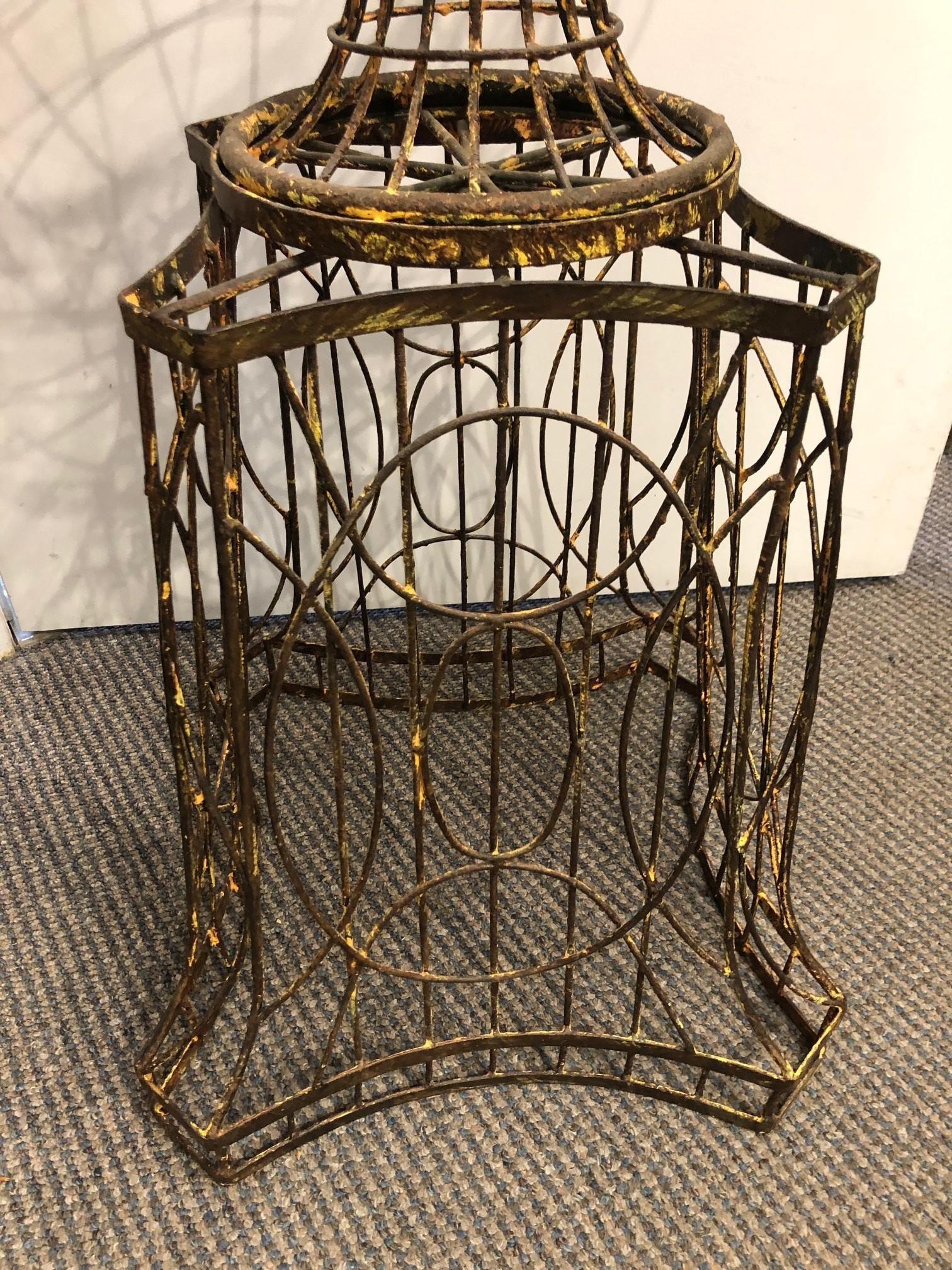 wire urns