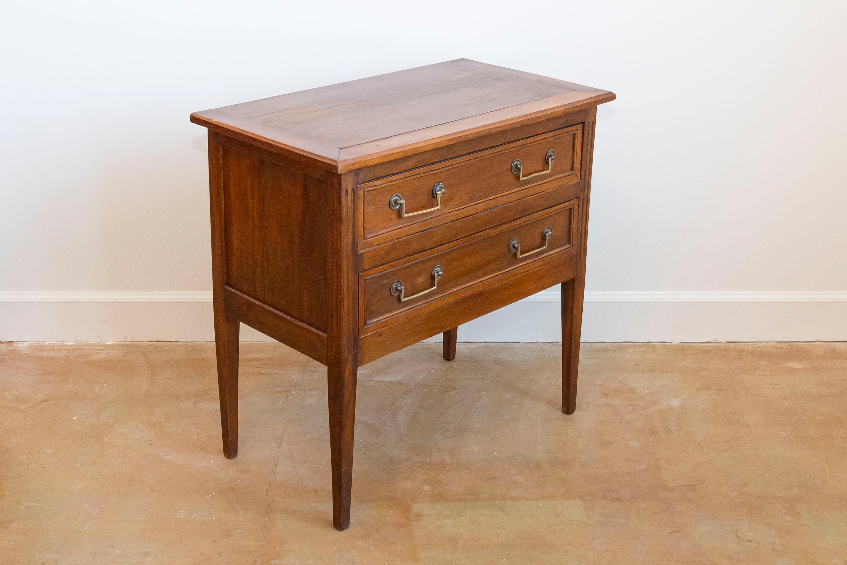 20th Century French Commode In Good Condition In Atlanta, GA