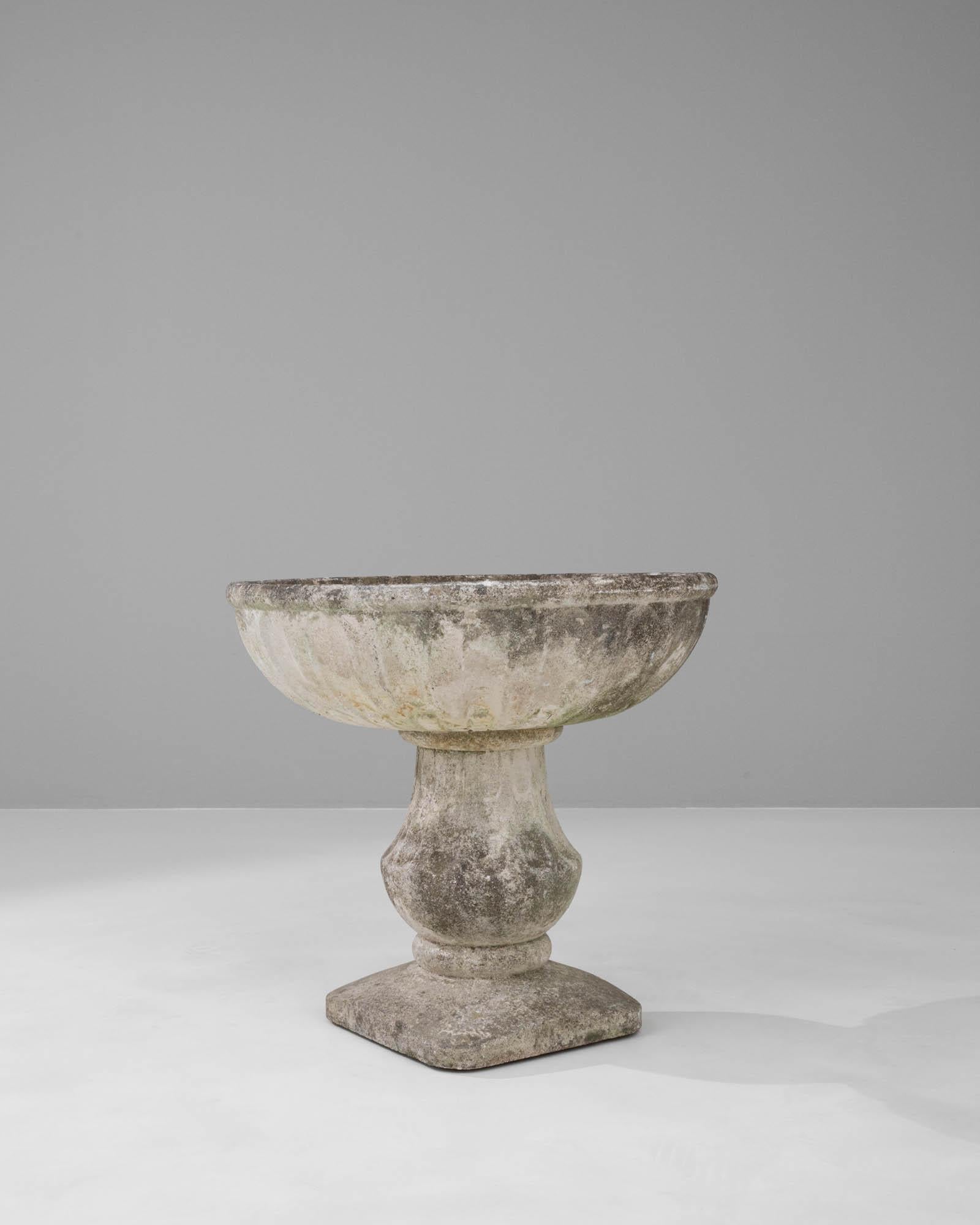 20th Century French Concrete Planter In Good Condition In High Point, NC