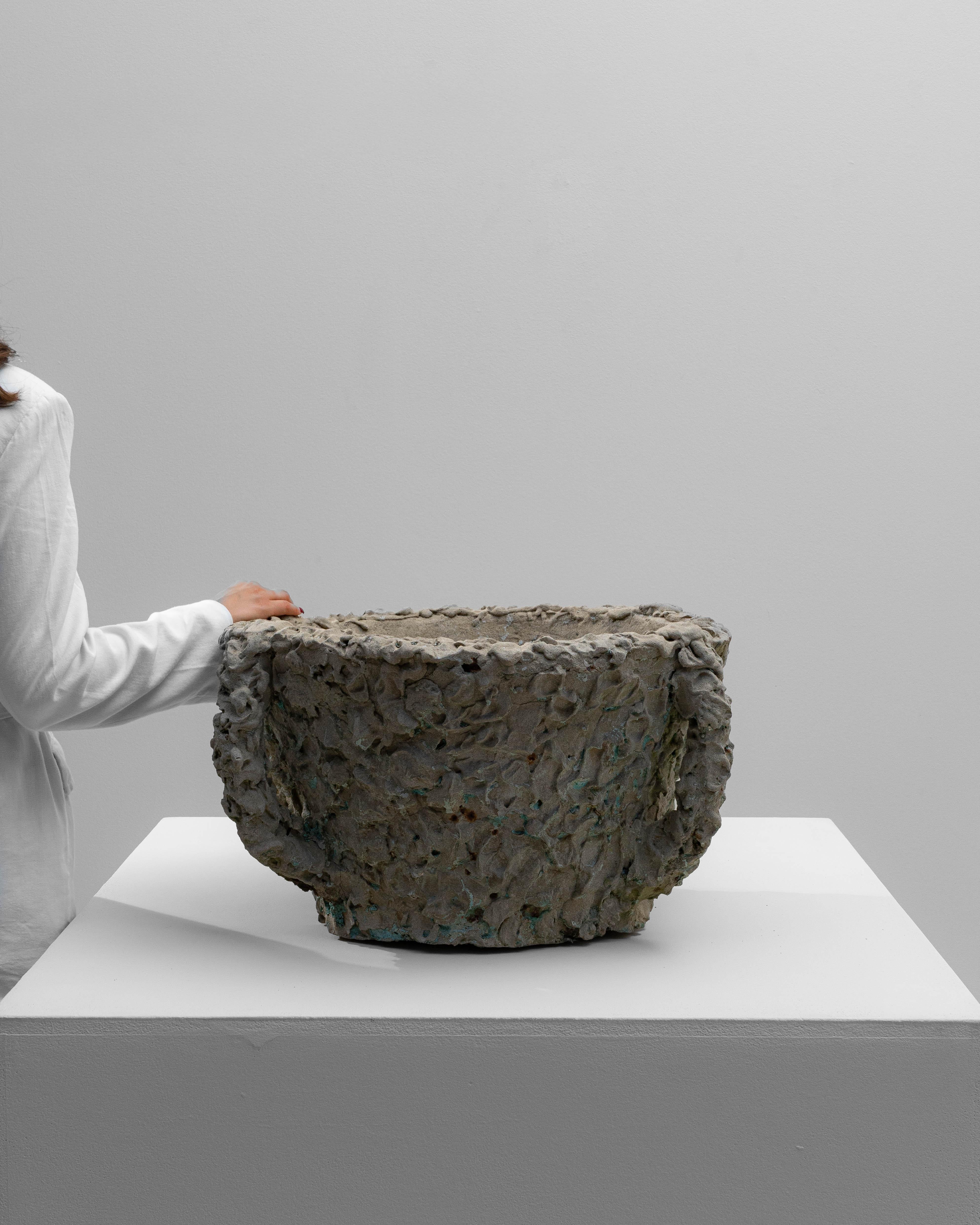 Francese 20th Century French Concrete Planter in vendita