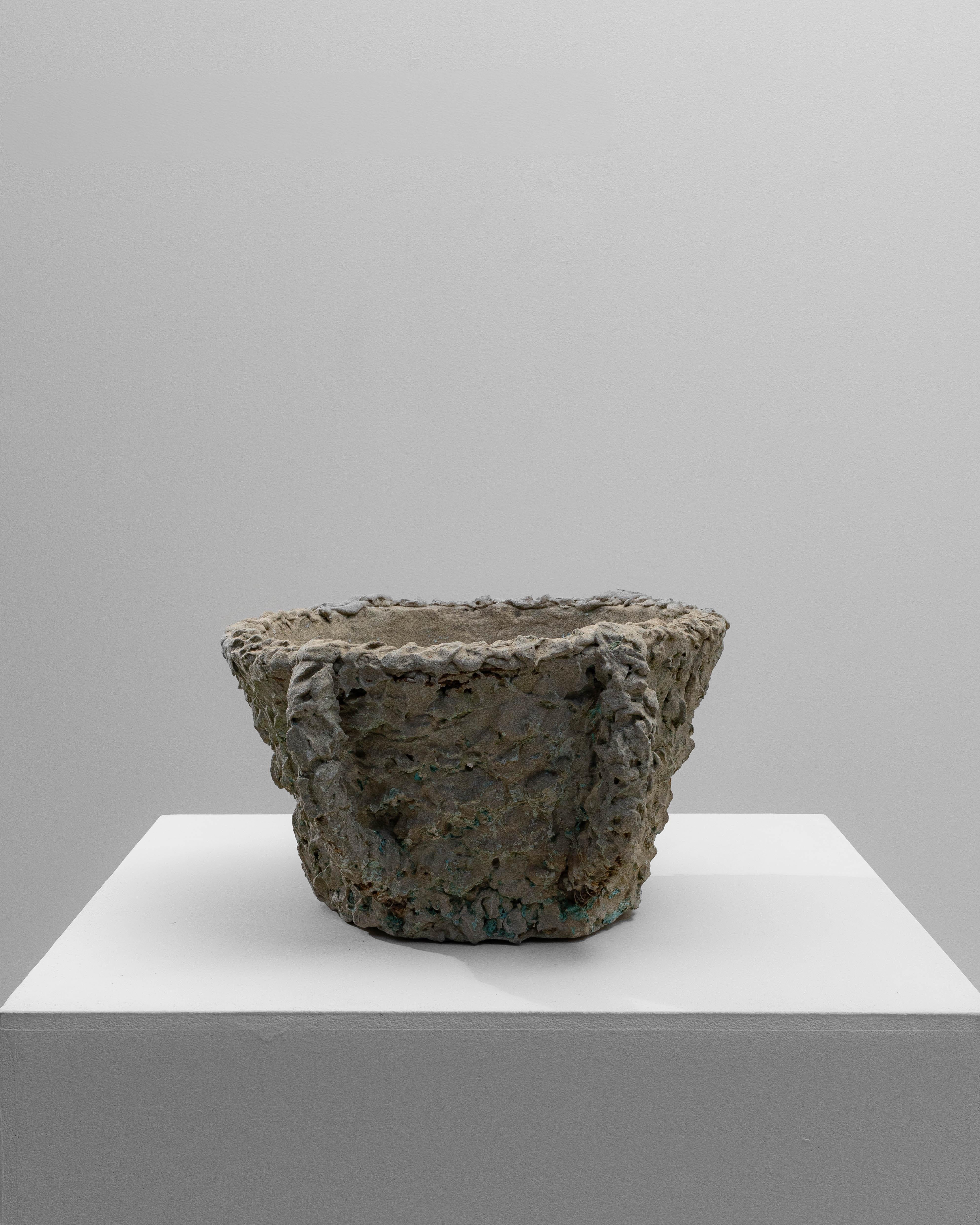 20th Century French Concrete Planter In condizioni buone in vendita a High Point, NC