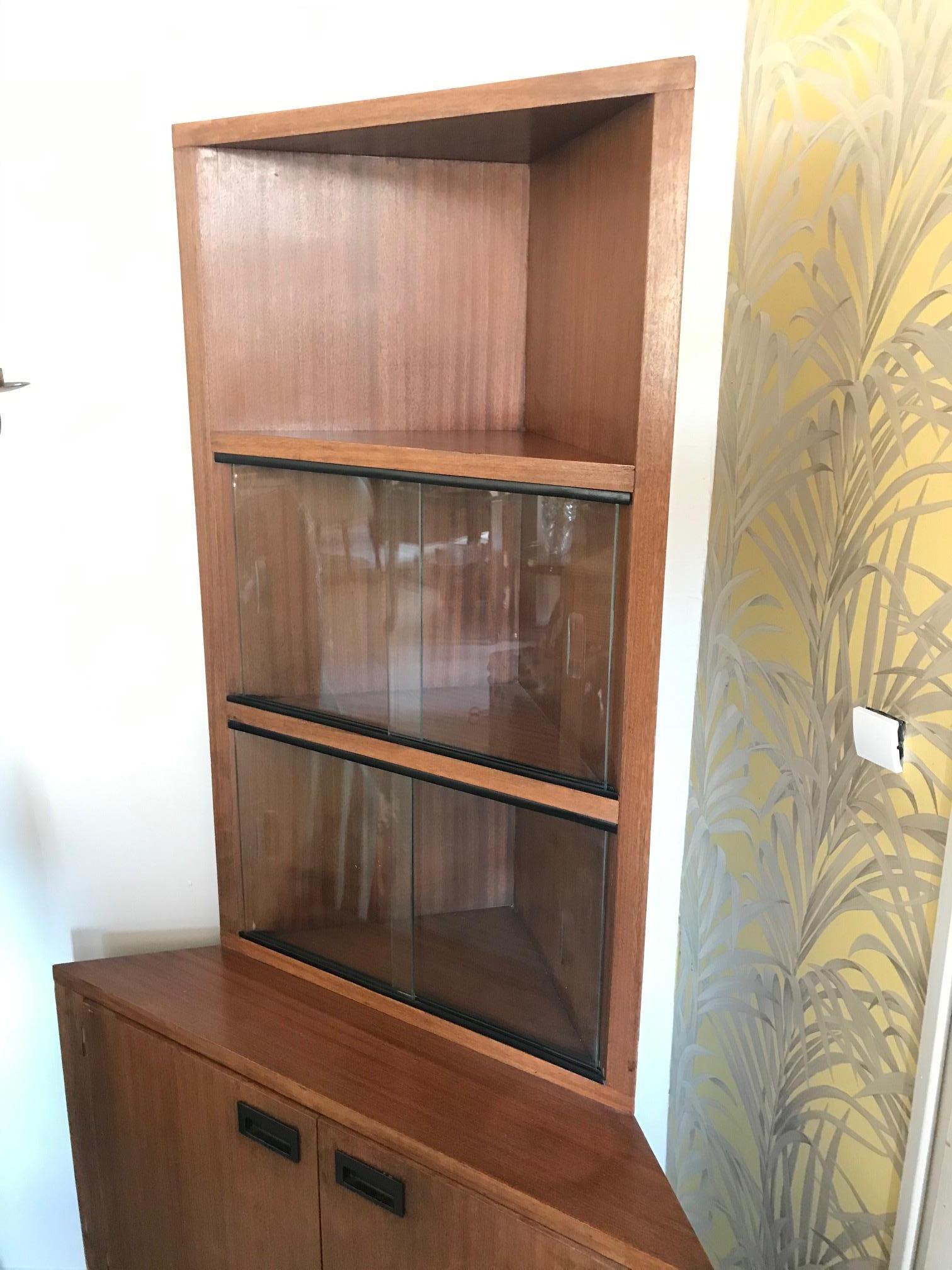 20th Century French Corner Cabinet, 1960s In Good Condition In LEGNY, FR